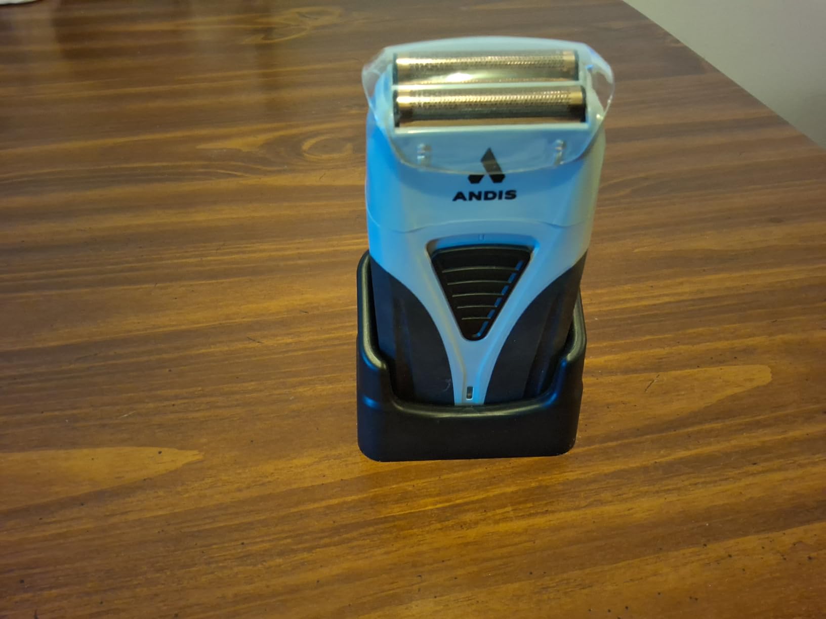 Andis TS-2 17255 Pro Foil Lithium Titanium Foil Shaver, Cord/Cordless Smooth Shaving Cordless Shaver with Charger customer photo 1