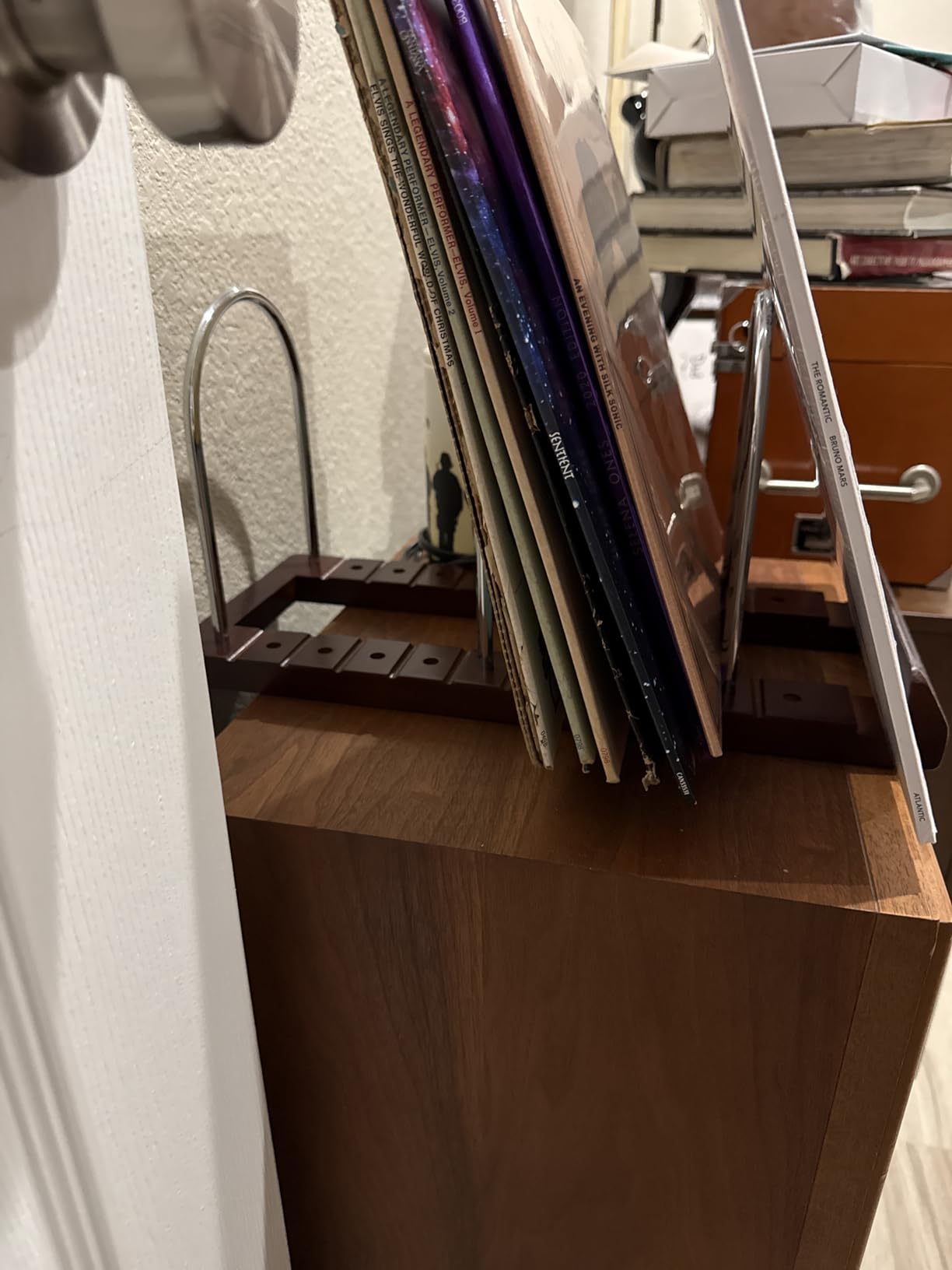 BS-VOG Now Playing Vinyl Record Holder Storage Fits 50 LPs, Gift Package | Display Your Now Playing Record, Assembles in Seconds, Doubles as a Magazine & Book Rack, Premium Wood, Non-Slip Grooves customer photo 2