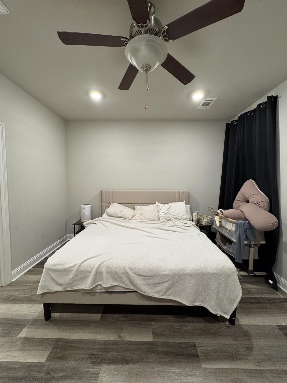 Gizoon Queen Bed Frame with Wingback Headboard, Upholstered Platform Bed | Bed Frame with Padded Headboard, Wooden Slats, Noise-Free, No Box Spring Needed, Easy Assembly, Beige customer photo 1