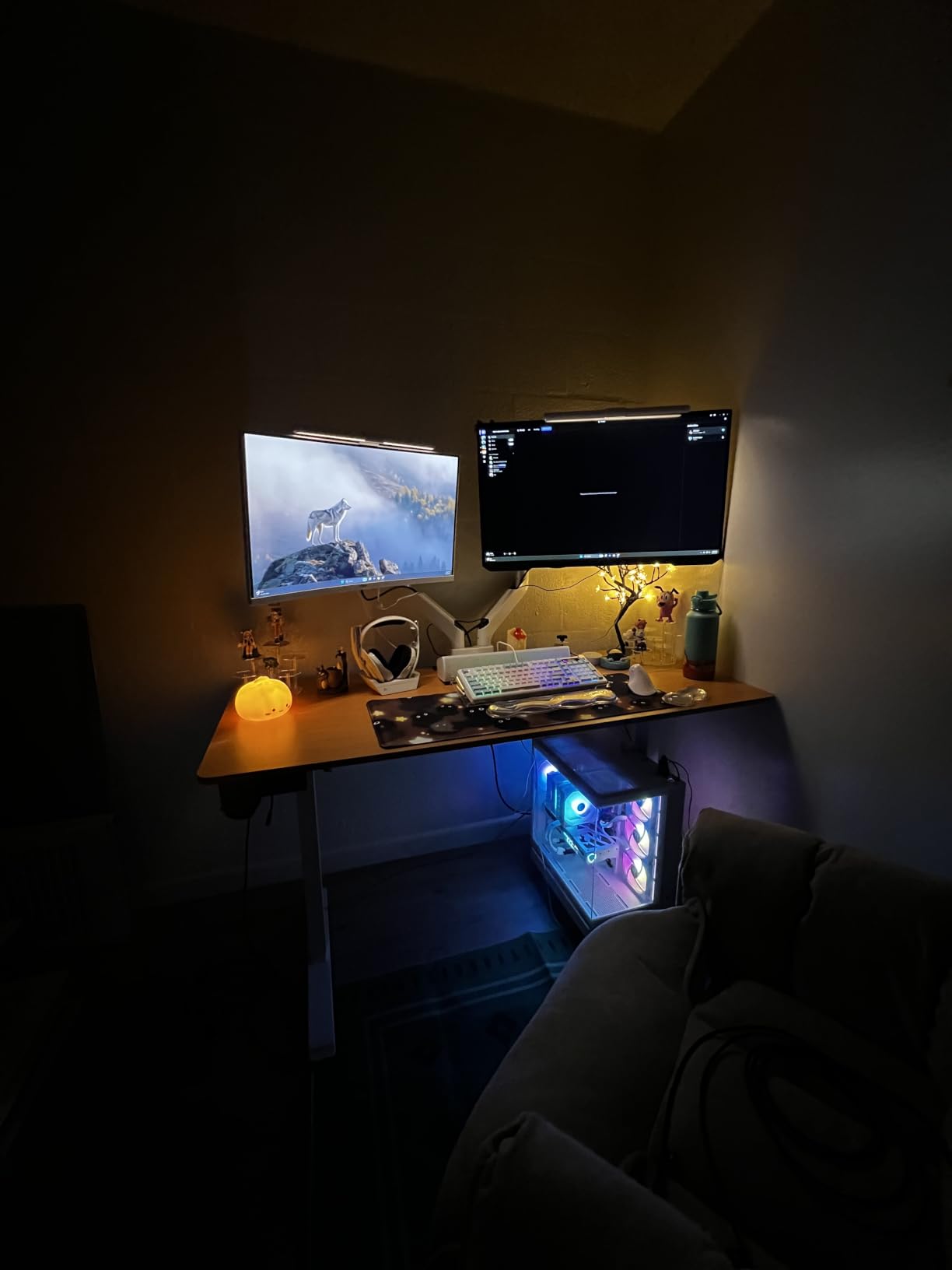 Pixio PS2D Ultrawide Heavy-Duty Premium Dual Monitor Arm Stand Desk Mount, Fits up to 35 inches Two Monitors, Weights up to 33 lbs Each, Height Adjustable, Compatible with VESA 75x75mm 100x100mm customer photo 1