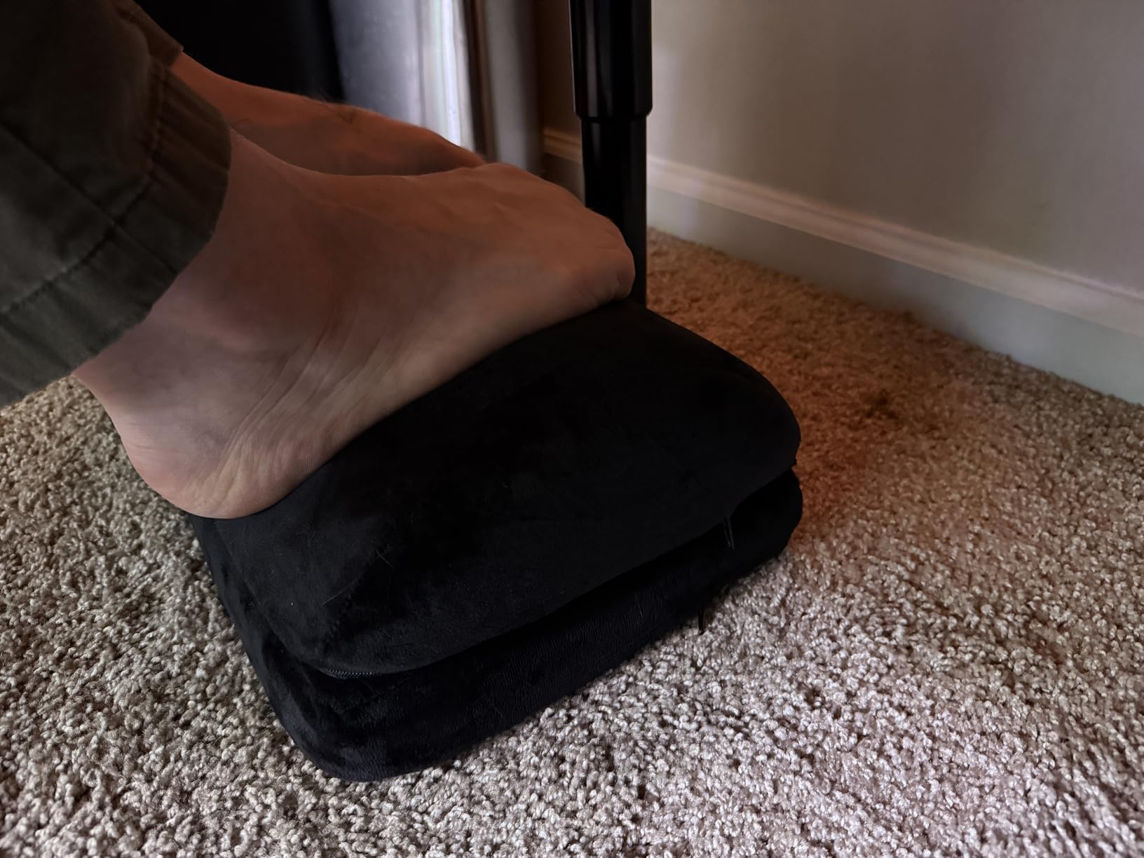 Foot Rest for Under Desk at Work, 2 Heights Foot Stool, Black | Comfortable Office Desk Accessories with 2 Adjustable Heights, Washable Cover, Footrest for Office, Home and Car Foot Support customer photo 2