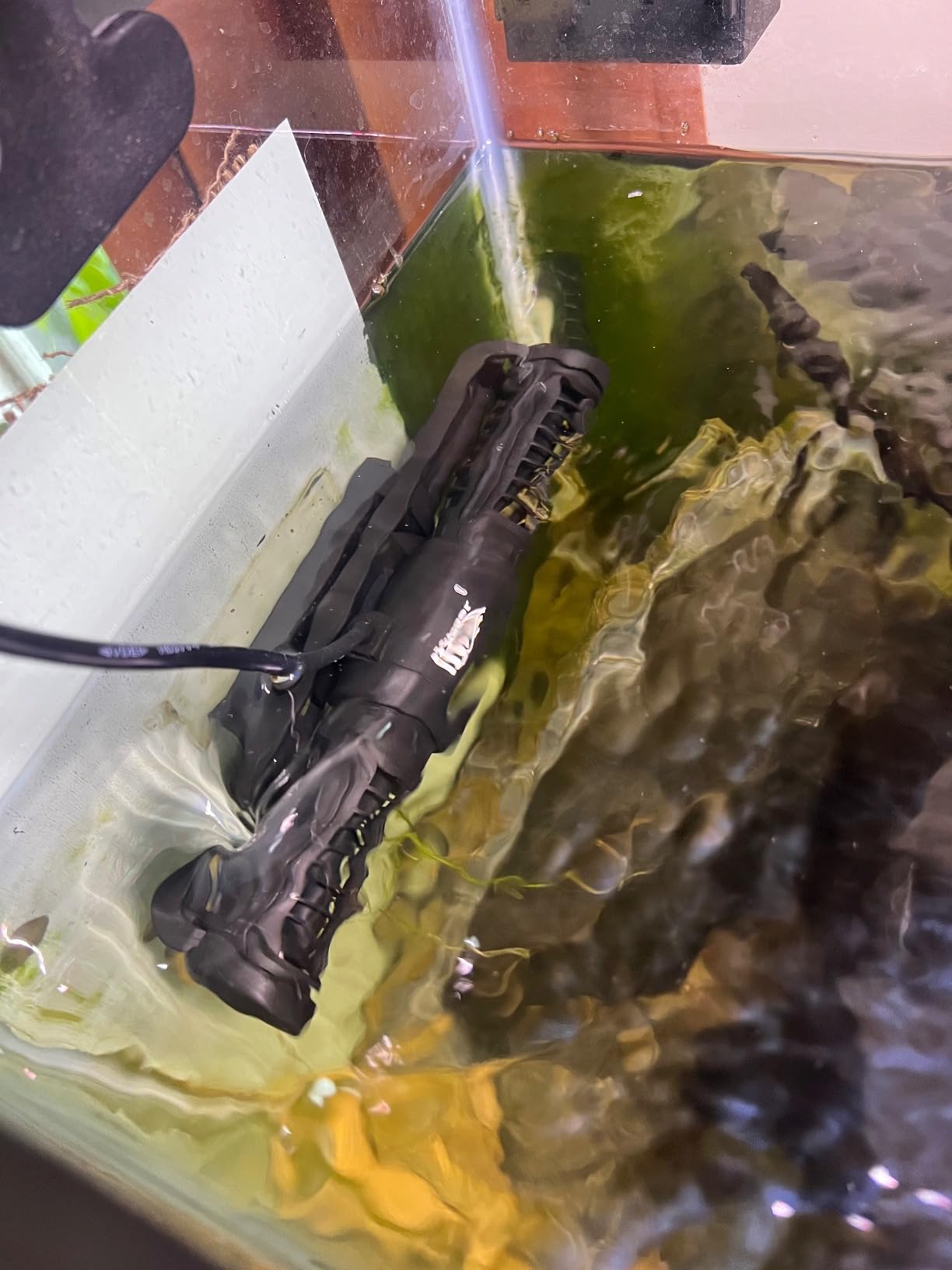 hygger Aquarium Wave Maker, Adjustable Cross Flow Pump with LED Display Controller, Magnetic DC 24V Aquarium Powerhead for Freshwater and Marine Reef Aquariums Up to 135 Gallon (18w) customer photo 2