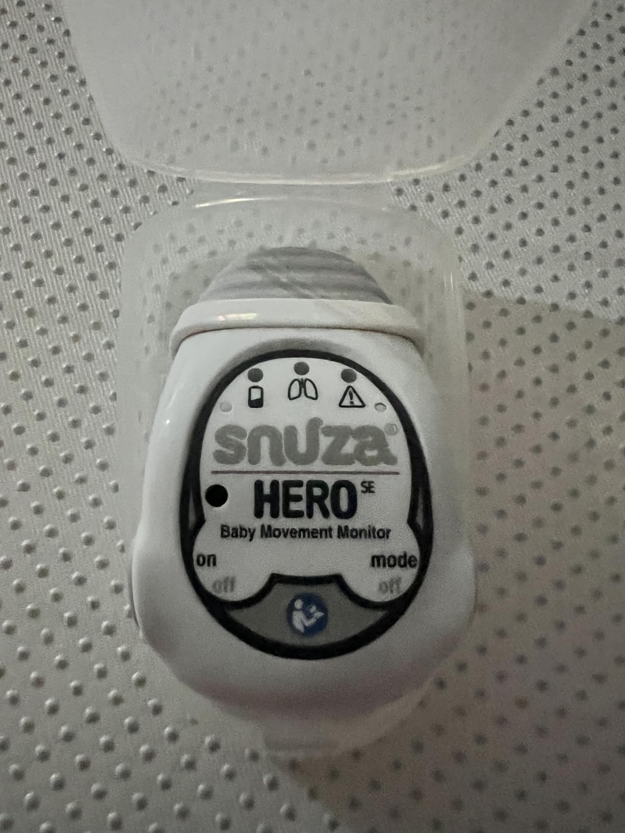 Snuza Hero SE Wearable Child-Care Aid with Patented Sensor Technology | Detects & Reports Movement Activity | No WiFi, Cords, or Sensor Pads | Portable and Easy to Set Up and Use customer photo 2