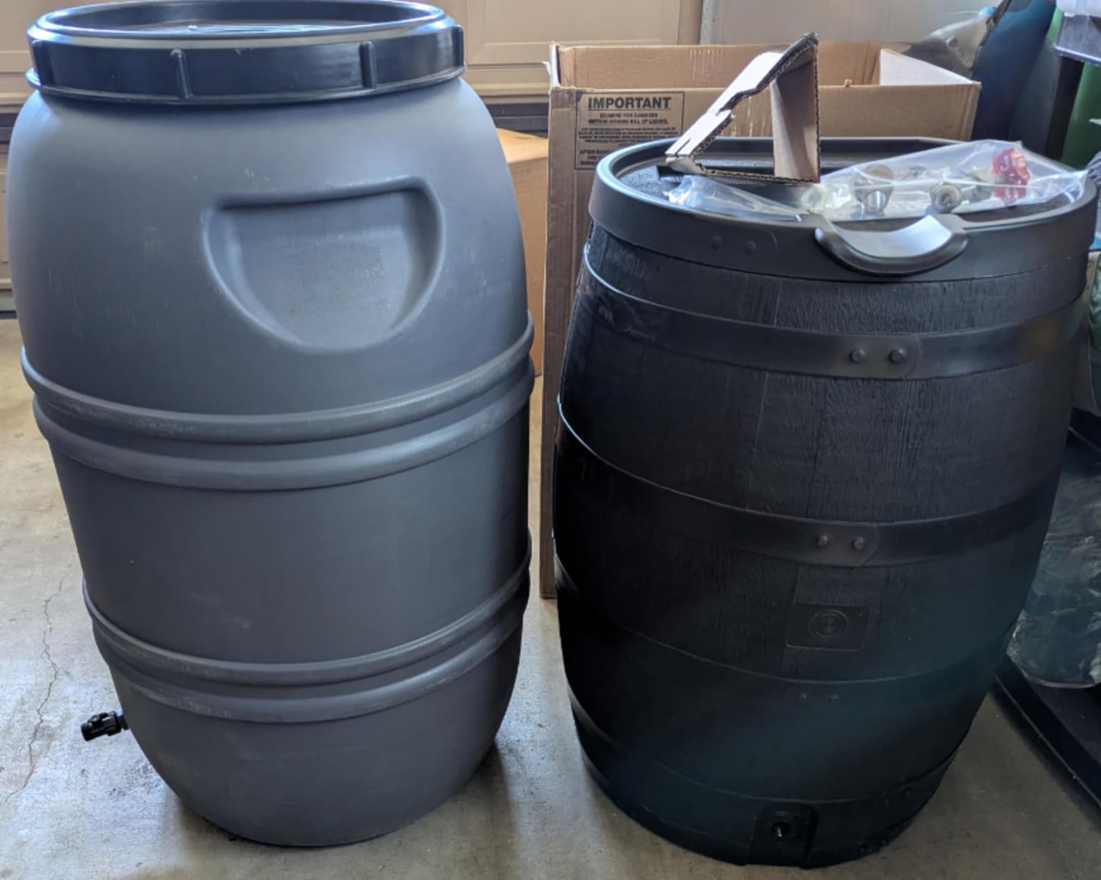 RTS Home Accents Premium 55-Gallon Eco Rain Barrel with Removable Lid, Flat Back Rain Water Collection Barrel, Made with 100% Recycled Plastic, Black customer photo 1