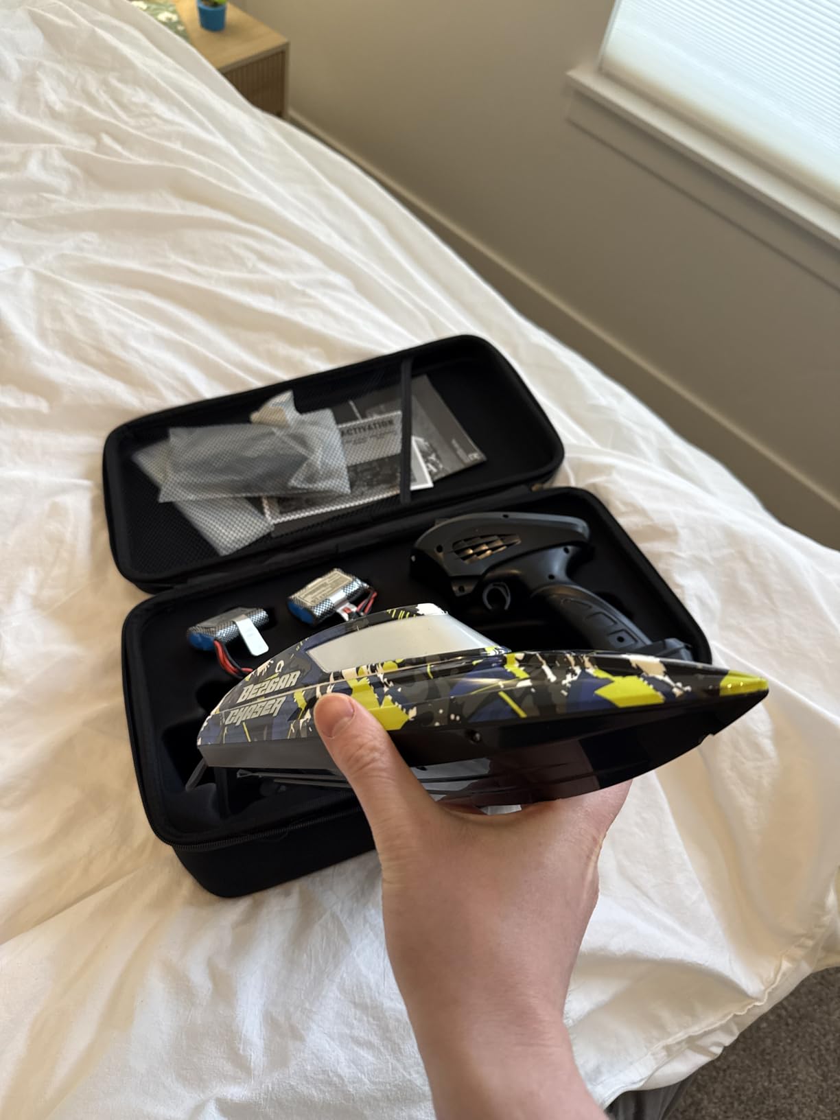 BEZGAR TX123 Remote Control Boats - Fast Speed RC Boat 32+ KPH with A Portable Suitcase for Lakes & Pools & Salt Water customer photo 2