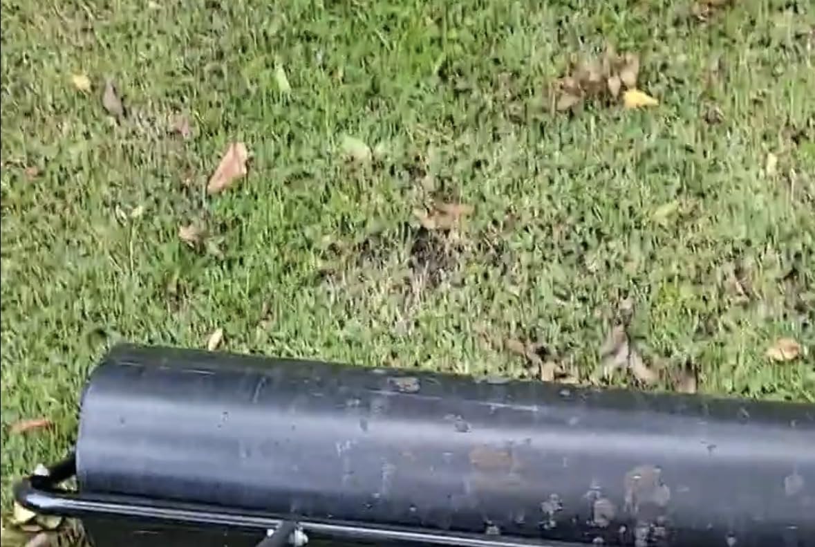 COSTWAY 17 Gallon Lawn Roller Push, Yard Roller Tow Behind a Tractor, Sod Roller for Garden Park Farm Turf (Green) customer photo 1