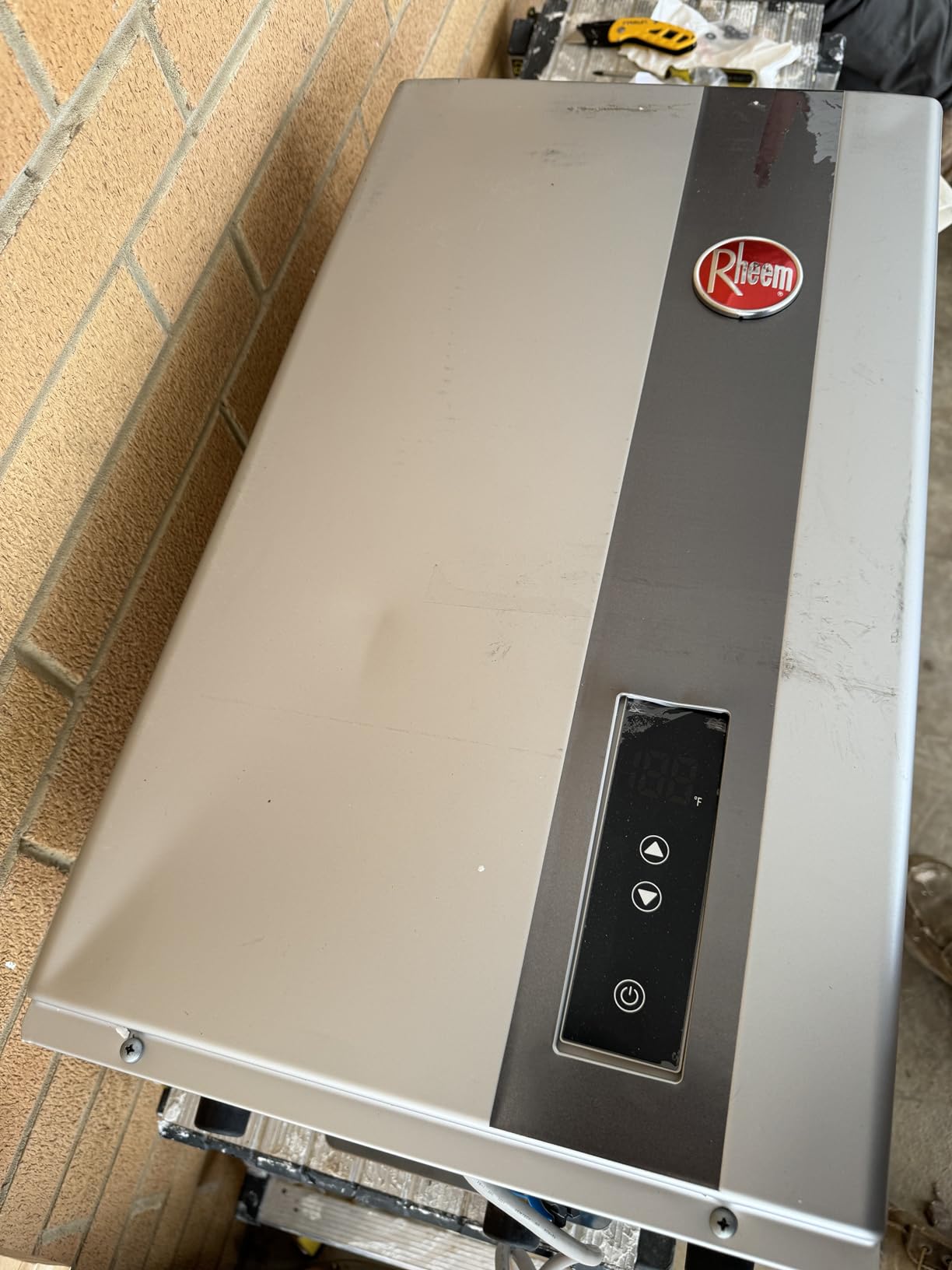 Rheem RTG-84DVLN-3 High Efficiency Non-Condensing Indoor Tankless Natural Gas Water Heater 8.4 GPM, 180,000 BTUs customer photo 1