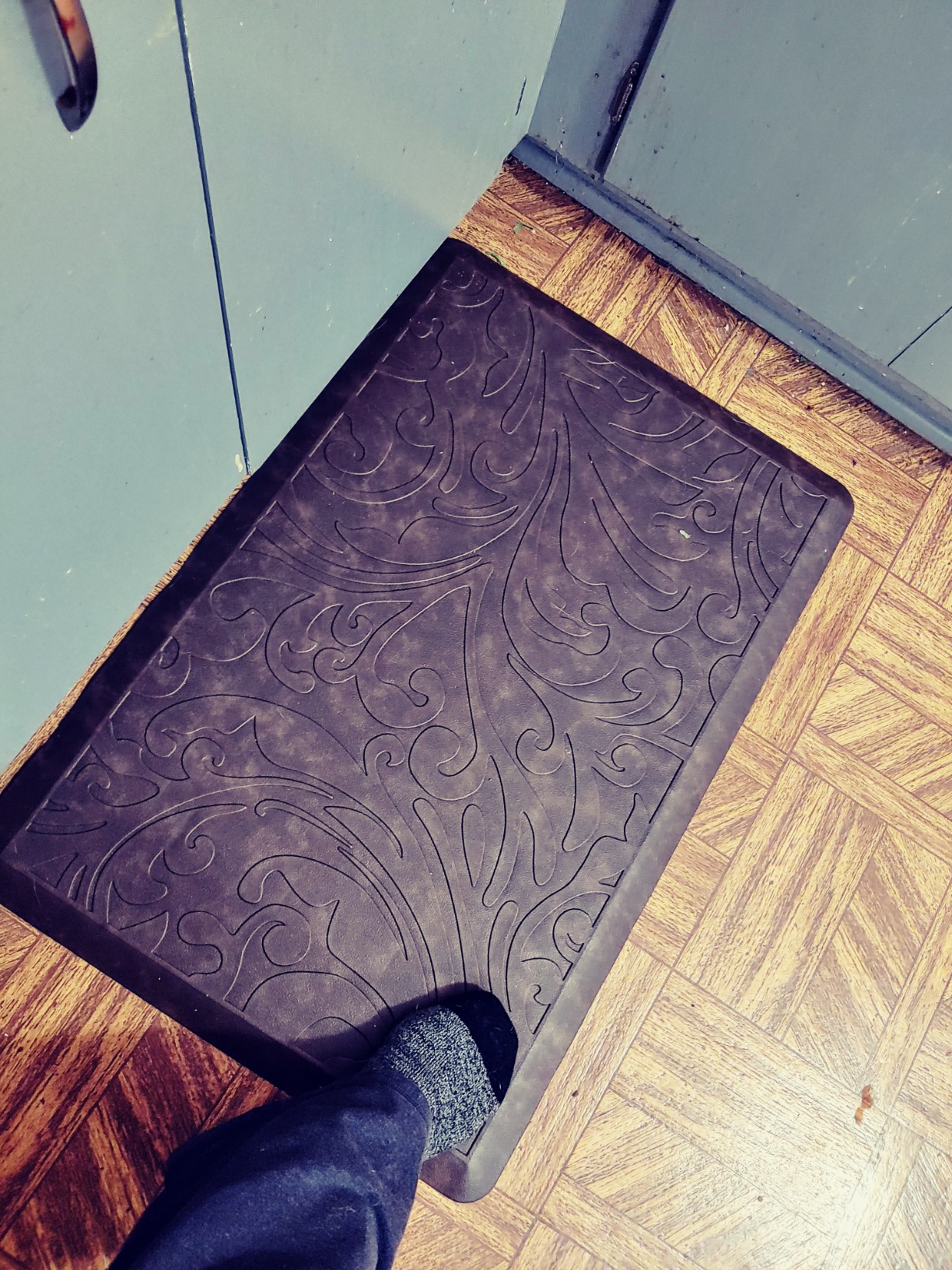 Kitchen Mat Cushioned Anti-Fatigue Comfort Standing Mat Rug for Home,Office | Waterproof Non-Slip Ergonomic Comfort Rug for Sink,Laundry,Desk 17.3
