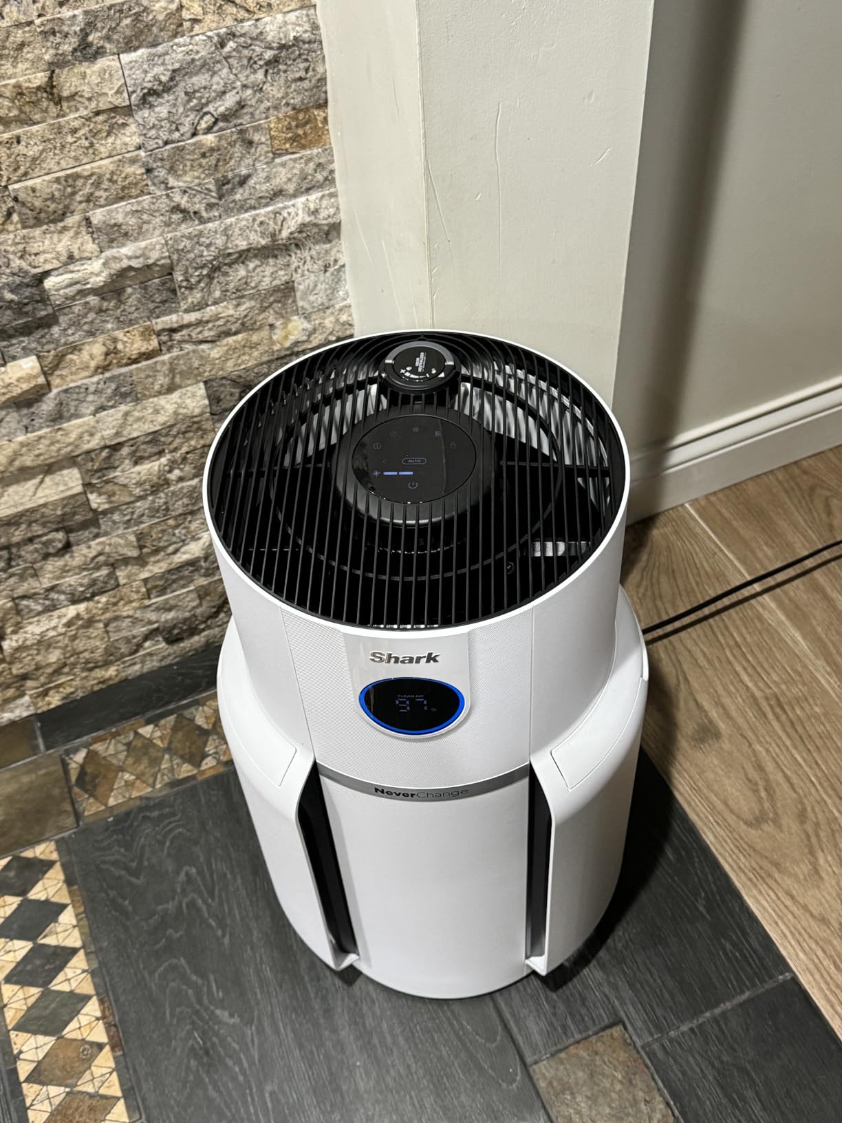 Shark NeverChange Air Purifier Max, HP301, Grey | 1,300 Sq. Ft. for Large Room, Kitchen, Office, HEPA-Exceeding Filter, Captures Pollutants, Pet Dander, Dust, Odor, and More customer photo 2