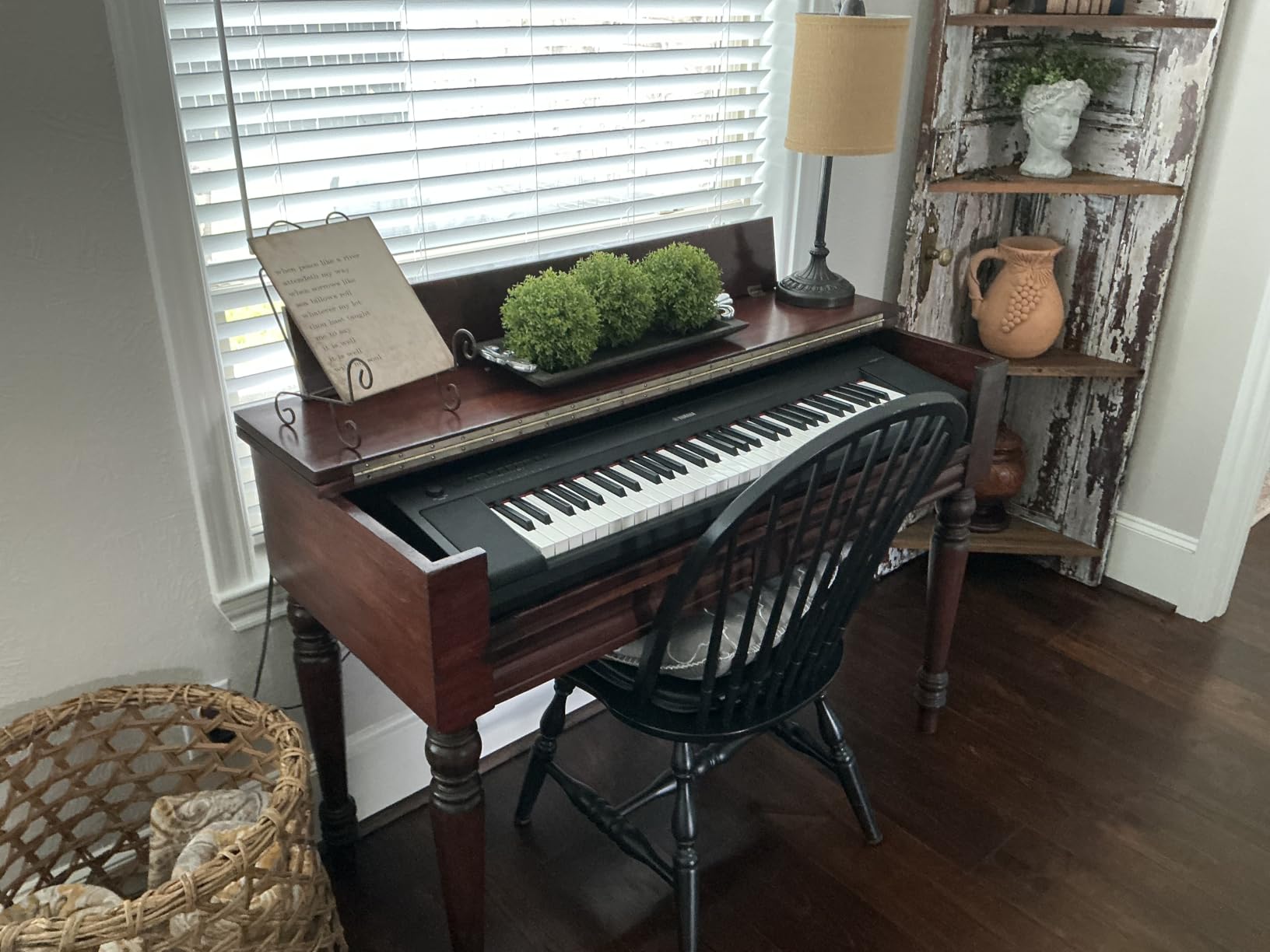 Yamaha Piaggero NP15B 61-Key Ultra-Portable Digital Piano, Touch Sensitive Keys, Metronome, Recording Function, Black customer photo 2