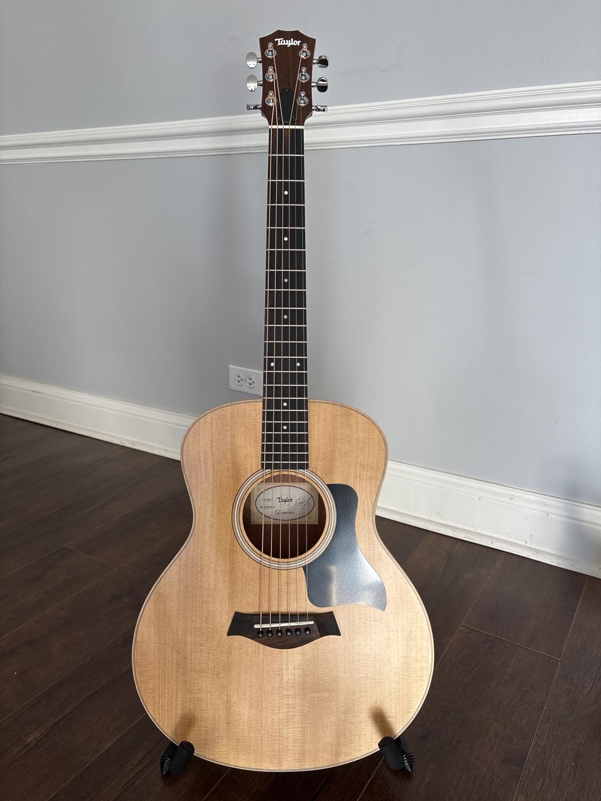 Taylor GS Mini Sapele Acoustic Guitar - Natural with Black Pickguard customer photo 2