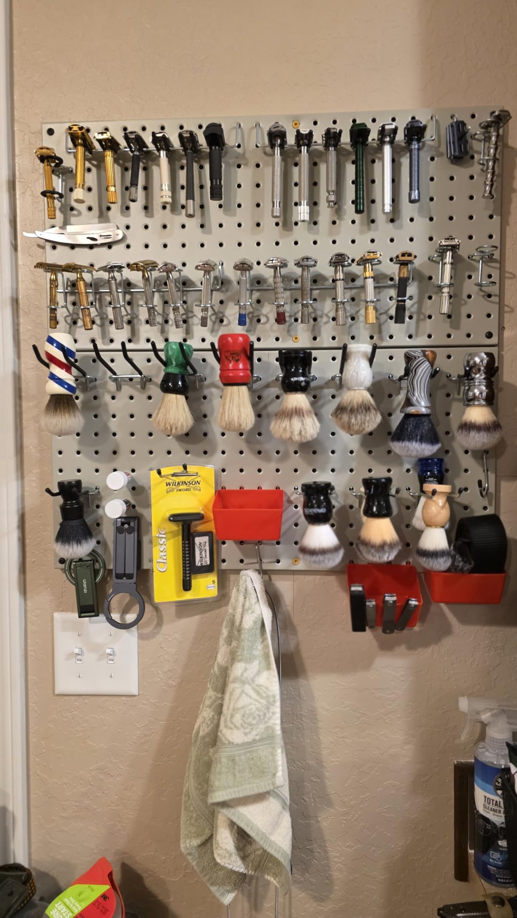 Ultrawall 4 Pcs Metal Pegboard Wall Panels, Peg Boards for Garage Tool Storage customer photo 1
