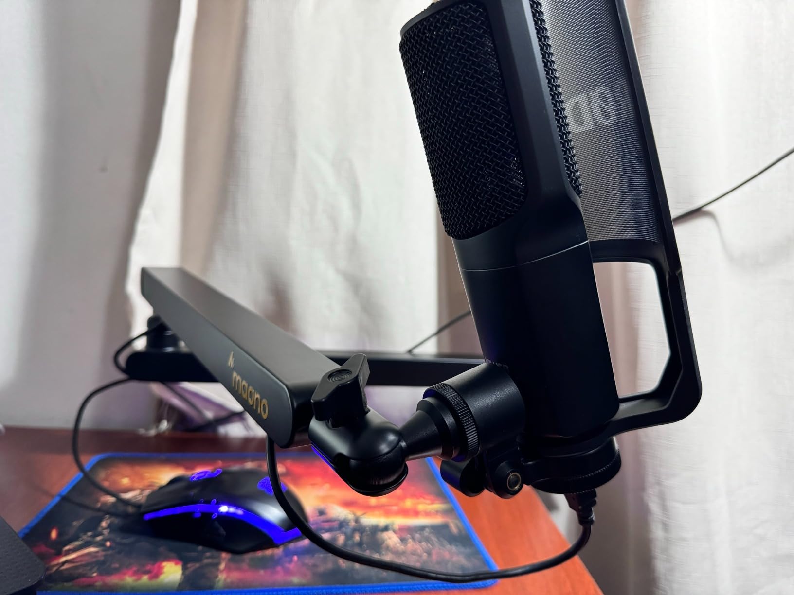 MAONO BA92 Low Profile Mic Boom Arm, Cable Management Microphone Stand - Heavy-duty adjustable desk clamp, metal construction, podcast studio streaming, clean desktop setups, black finish customer photo 2