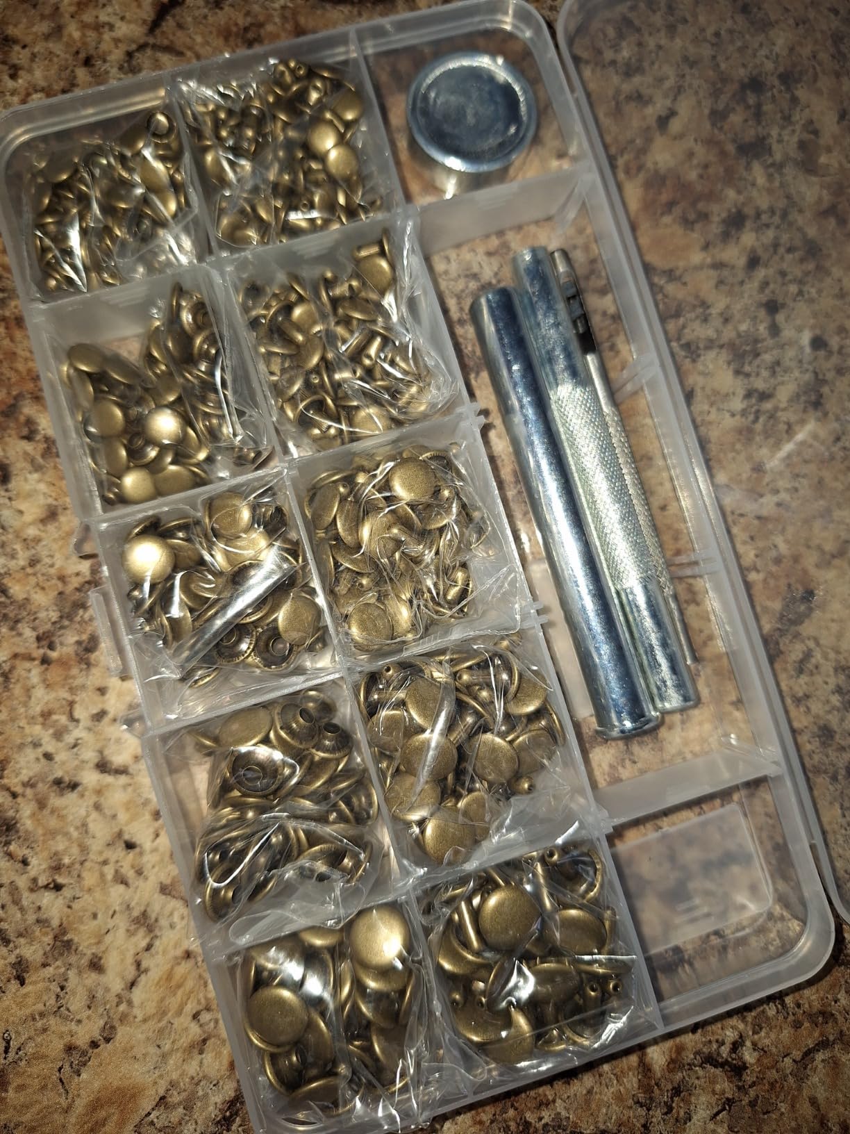 YORANYO 340 Sets Leather Rivets Kit Mixed Sizes Rivets for Leather Double Cap Rivets Studs for Clothing Fabric with Leather Crafting Rivet Tool for Repair Decorate Clothes Shoes Bags Belts (Bronze) customer photo 2