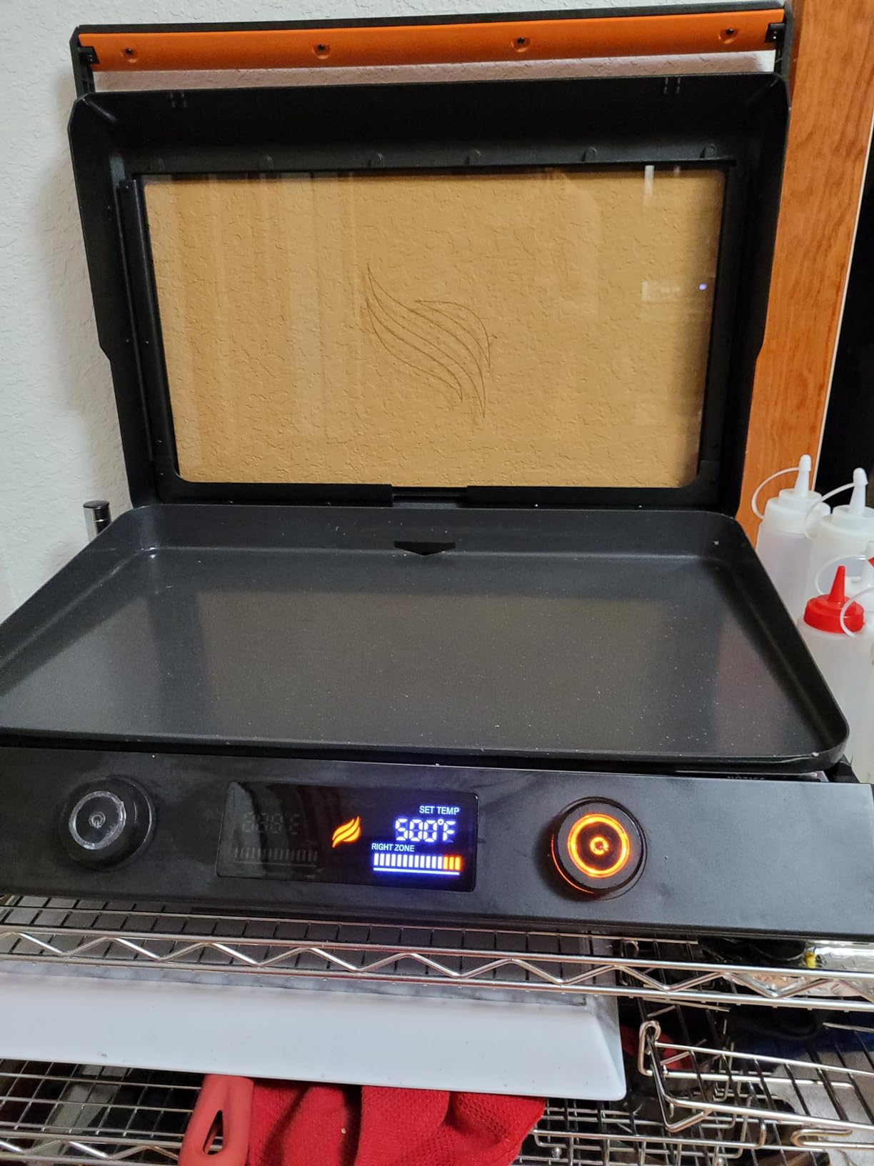 22 Inch Electric Griddle Nonstick with Lid, 8001 E-Series Tabletop Large Griddle By Blackstone with Blackstone Griddle Accessories For Indoor and Outdoor Use customer photo 1