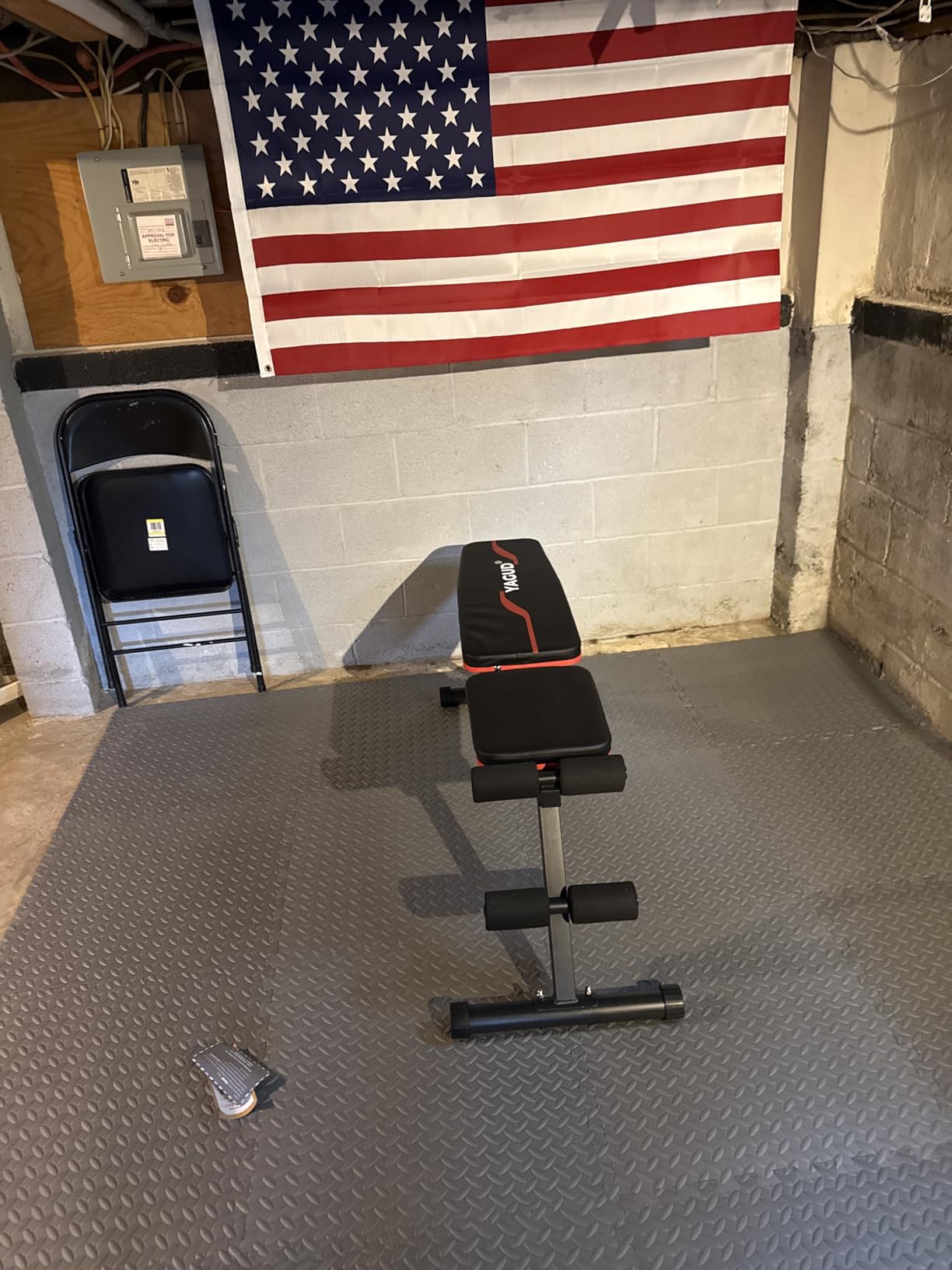 Yagud Weight Bench Press, Adjustable Workout Bench, Foldable Strength Bench | 8 Levels Adjustable, 880LBS Capacity Weight Bench with Fast 2-Sec Folding, Incline & Decline Positions for Full-Body Home Gym customer photo 2
