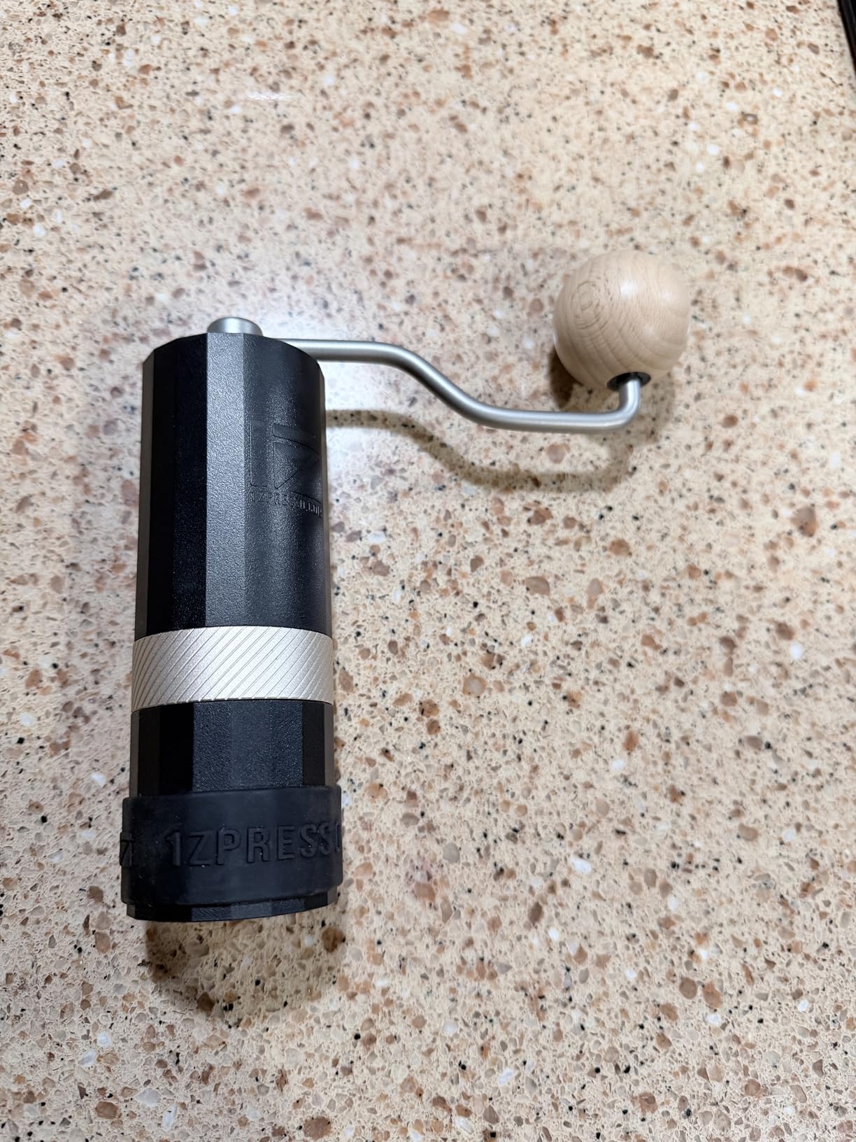 1Zpresso Q Air Manual Coffee Grinder Black, Mini Slim Travel Sized Fits in the Plunger, Stainless Steel Conical Burr, Numerical Adjustable Setting for Pour Over French Press Cold Brew customer photo 2