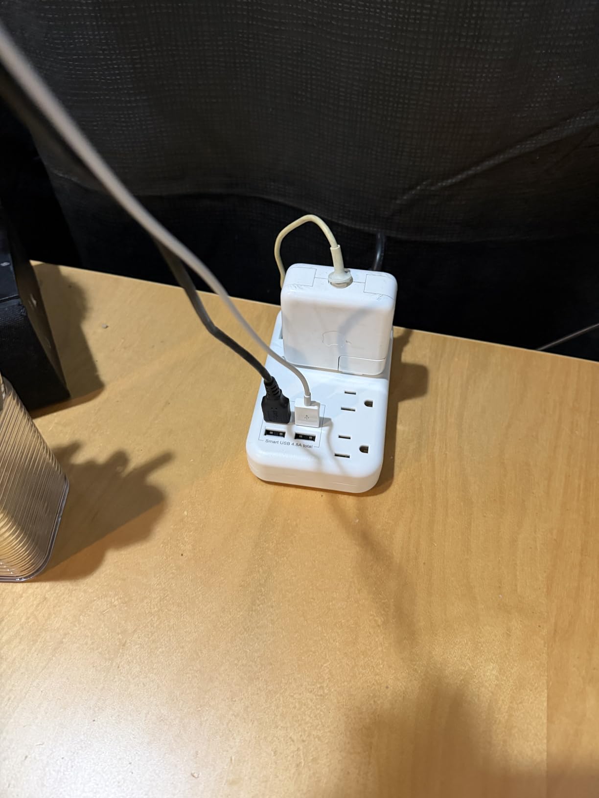 6 USB Travel Power Strip, 4 Outlets, 5Ft Extension Cord, Surge Protector, 13A | 2 USB C, 6 USB Charging Station, 5Ft Braided Extension Cord, Surge Protector, Switch, Wall Mount, Flat Plug, For Travel Office Dorm customer photo 1