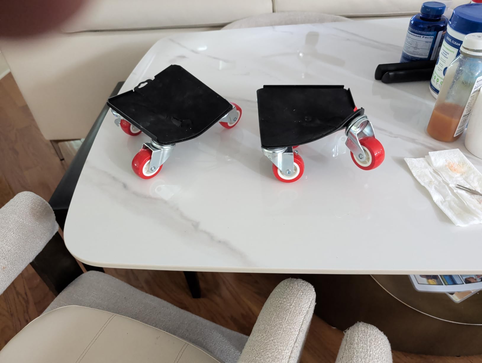 MYUEA Furniture Dolly,Furniture Movers with 5 Wheels,Carbon Steel Panel Heavy Duty Dolly,Maximum Load 3747 LBS,Furniture Lifter with 5 360° Rotatable Rubber Universal Wheels(Black,8.26x7.87 in) customer photo 1