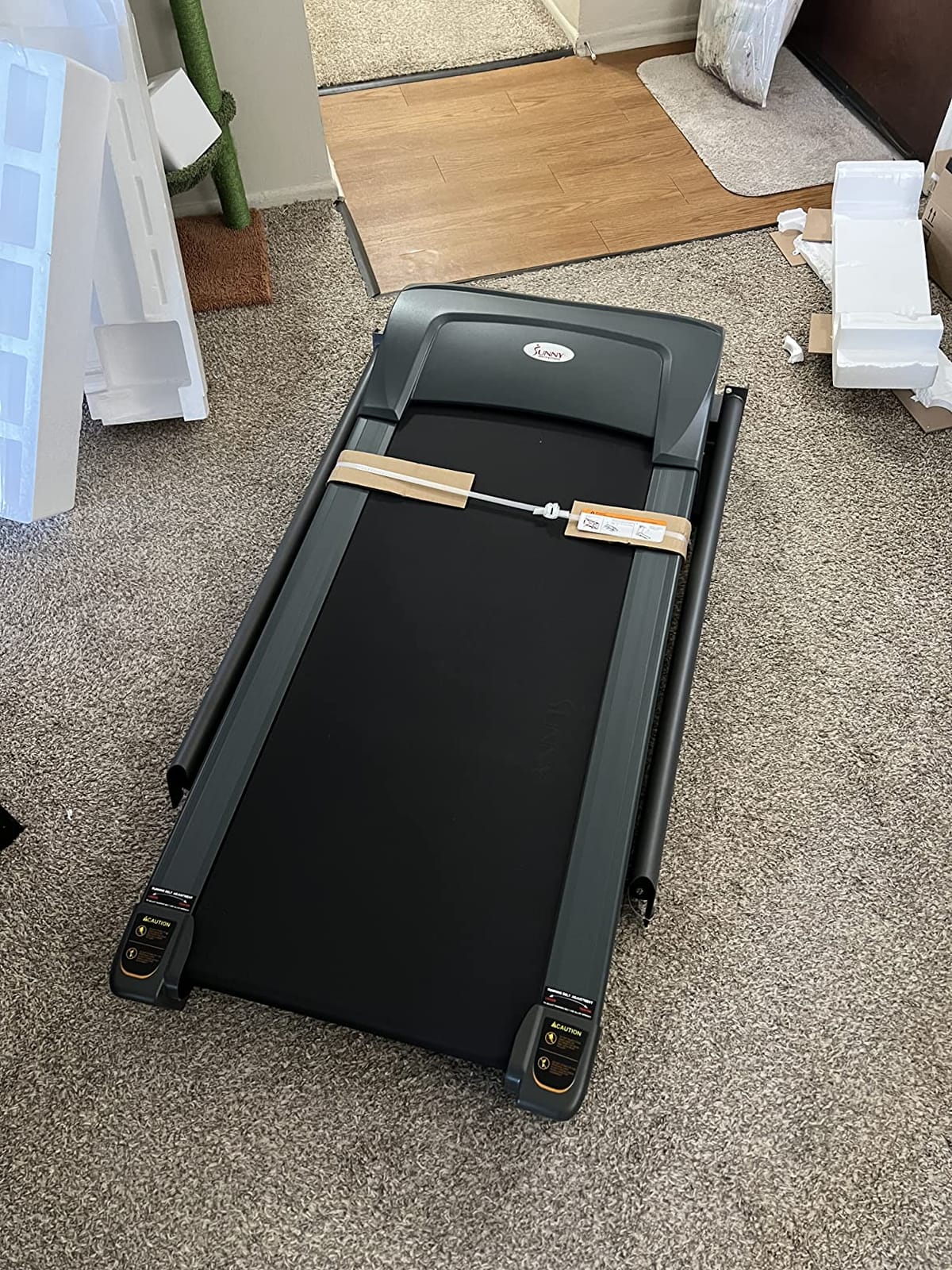 Foldable Auto Incline Treadmill & 20