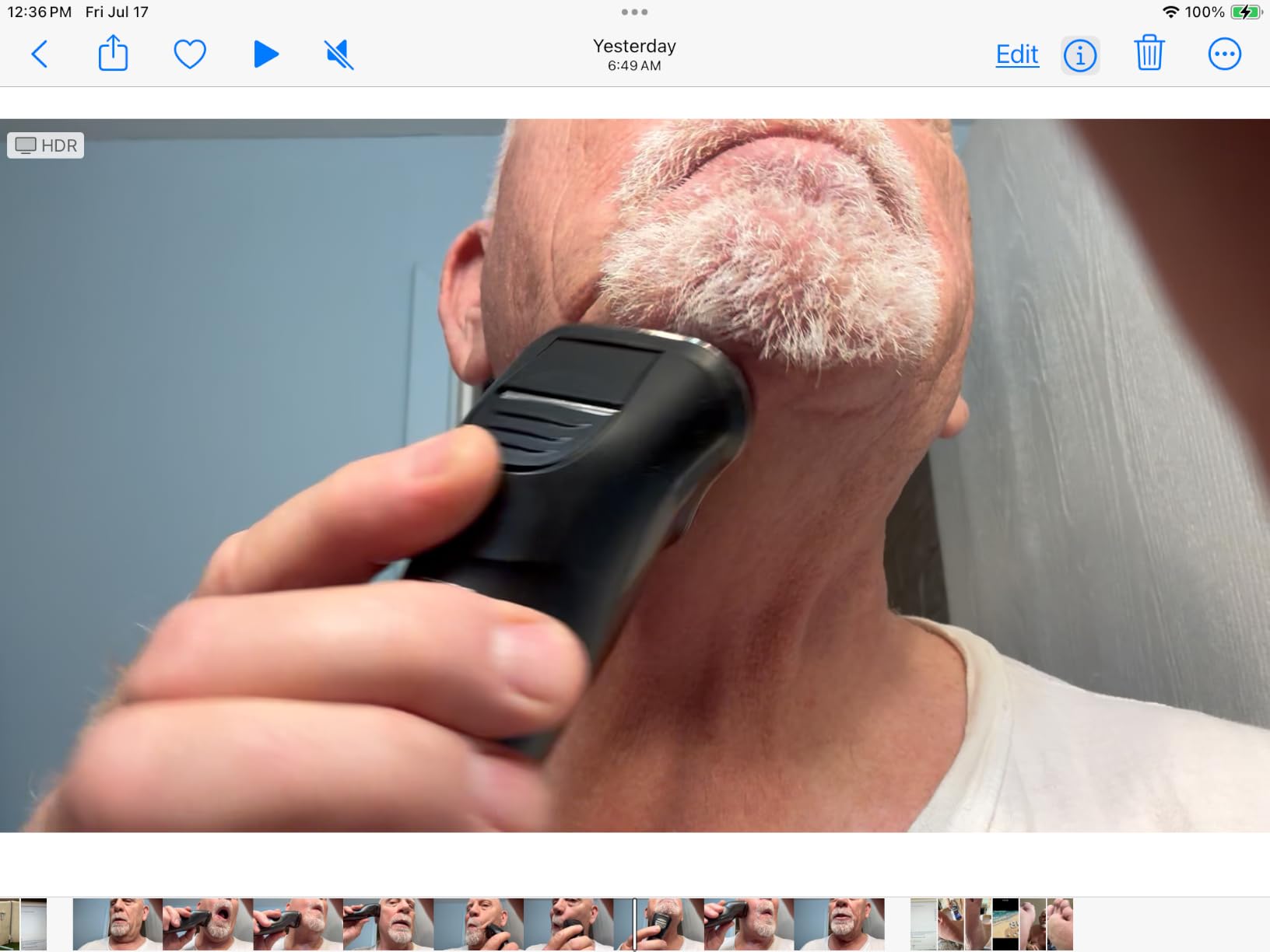 Philips Norelco 2400 Series Electric Shaver, Deep Black | 27 Self Sharpening ComfortCut Blades, 4D Flex Heads, Wet or Dry Use, 2-Year Blade Life, Pop-up Trimmer, X3001/90 customer photo 1