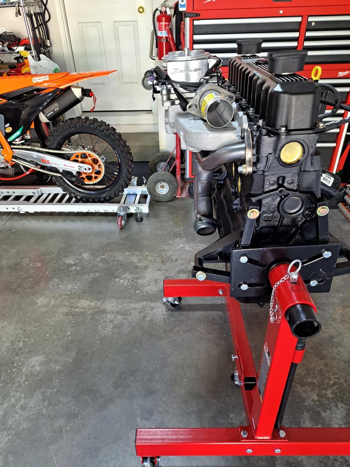 BIG RED Steel Rotating Engine Motor Stand, 3/4 Ton (1,500 lbs) Capacity with Foldable Frame, 5 Casters, 4 Adjustable Arms, 360 Degree Rotating Head customer photo 1