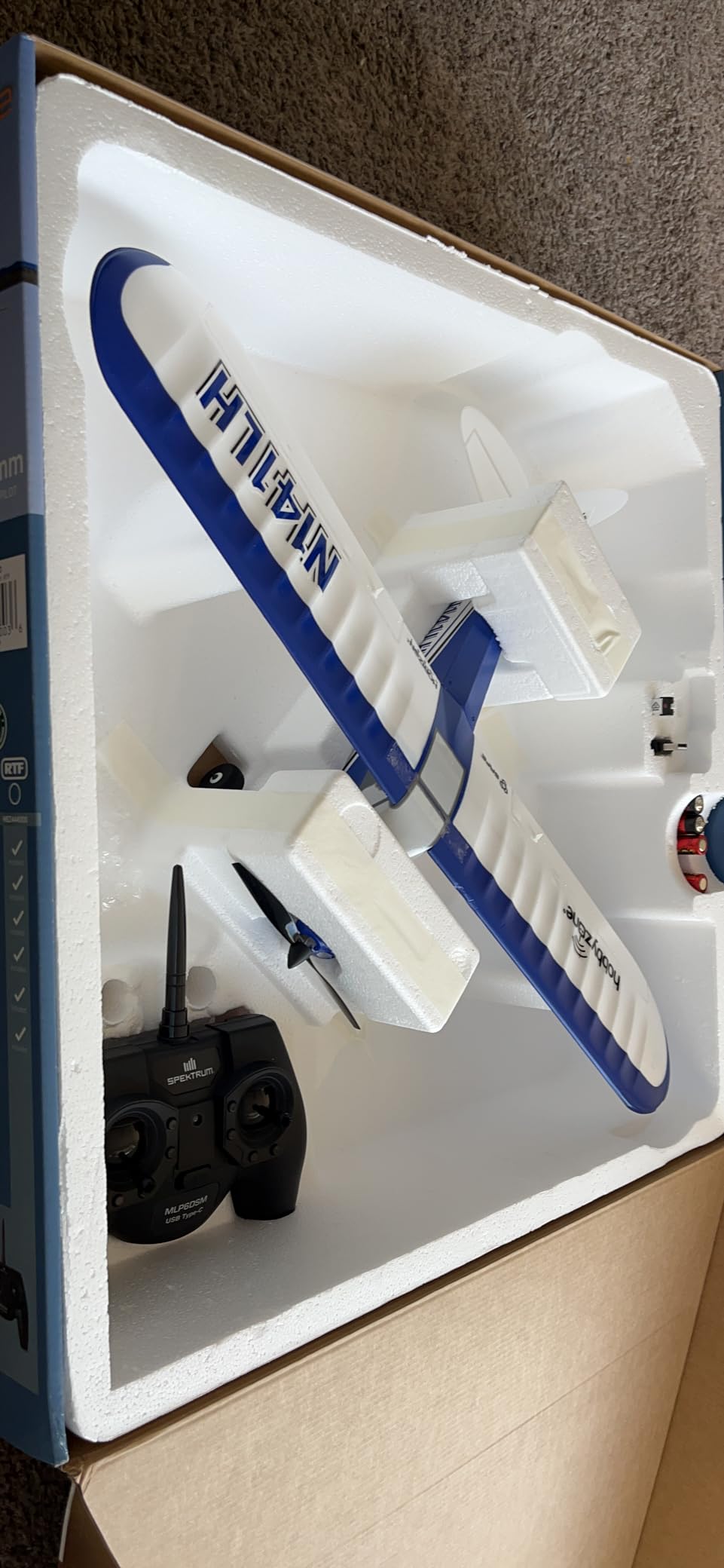 HobbyZone RC Airplane Sport Cub S 2 615mm RTF Everything Needed to Fly is Included/Safe Technology HBZ444000, White/Blue customer photo 1