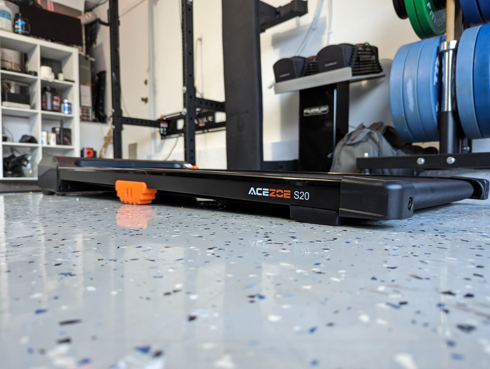 ACEZOE Walking Pad Treadmill with 10% Incline, Under Desk Treadmill, Compact Portable Treadmills for Home Office, 285lbs Capacity, APP/Remote Control, Exercise Anytime, Low-Noise customer photo 1