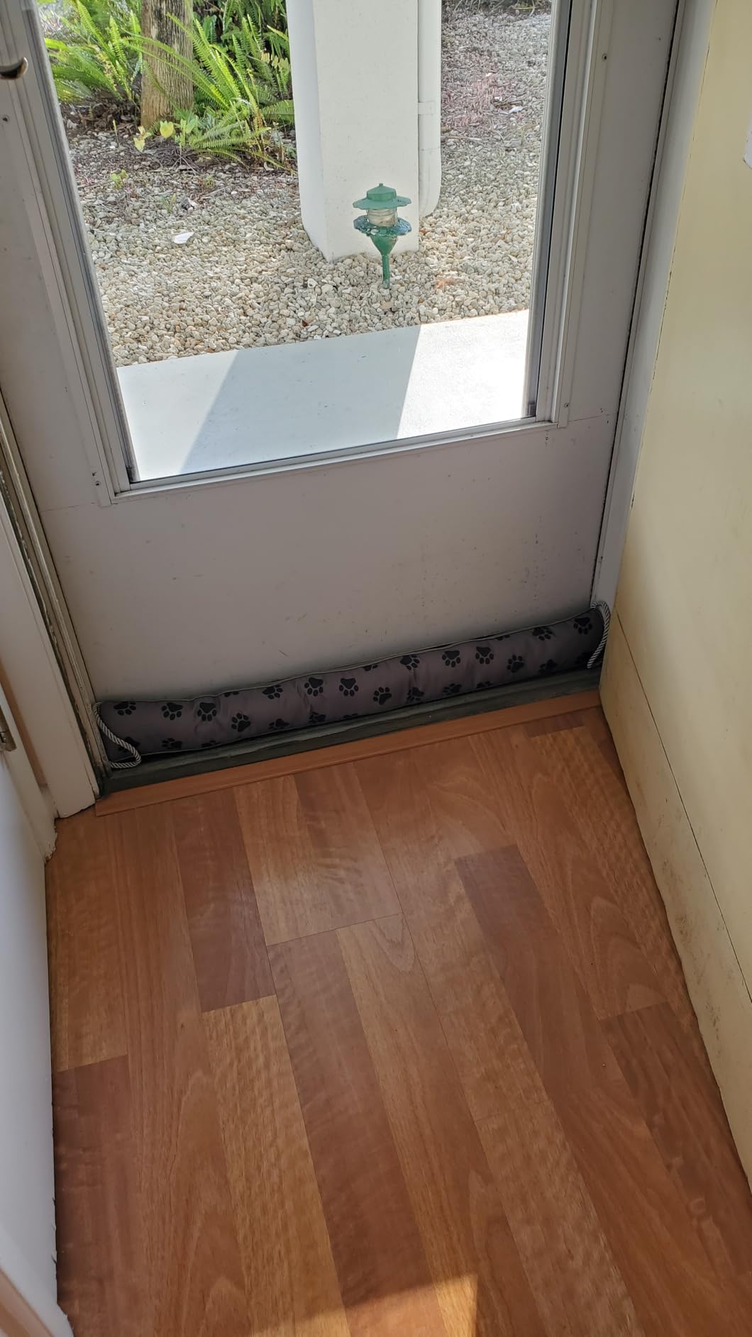 GORILLA GRIP Under Door Draft Stopper, Cold Air Insulation Sweep, Weather Stripping Seal Noise, Soundproofing, Warmth Sealer, Easy Install Gap Filler, Home Essentials, 32 Inch, Gray customer photo 1