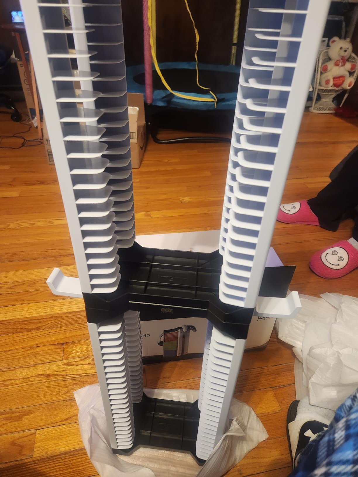 ADZ Universal Game Holder - 46 Game Storage Tower Rack for PS2 PS3 PS4 PS5 PSP Xbox 360 Xbox One Series X Wii Switch Games DVD and Blu-Ray Disks. Includes 2 Controller Mounts (White) customer photo 2
