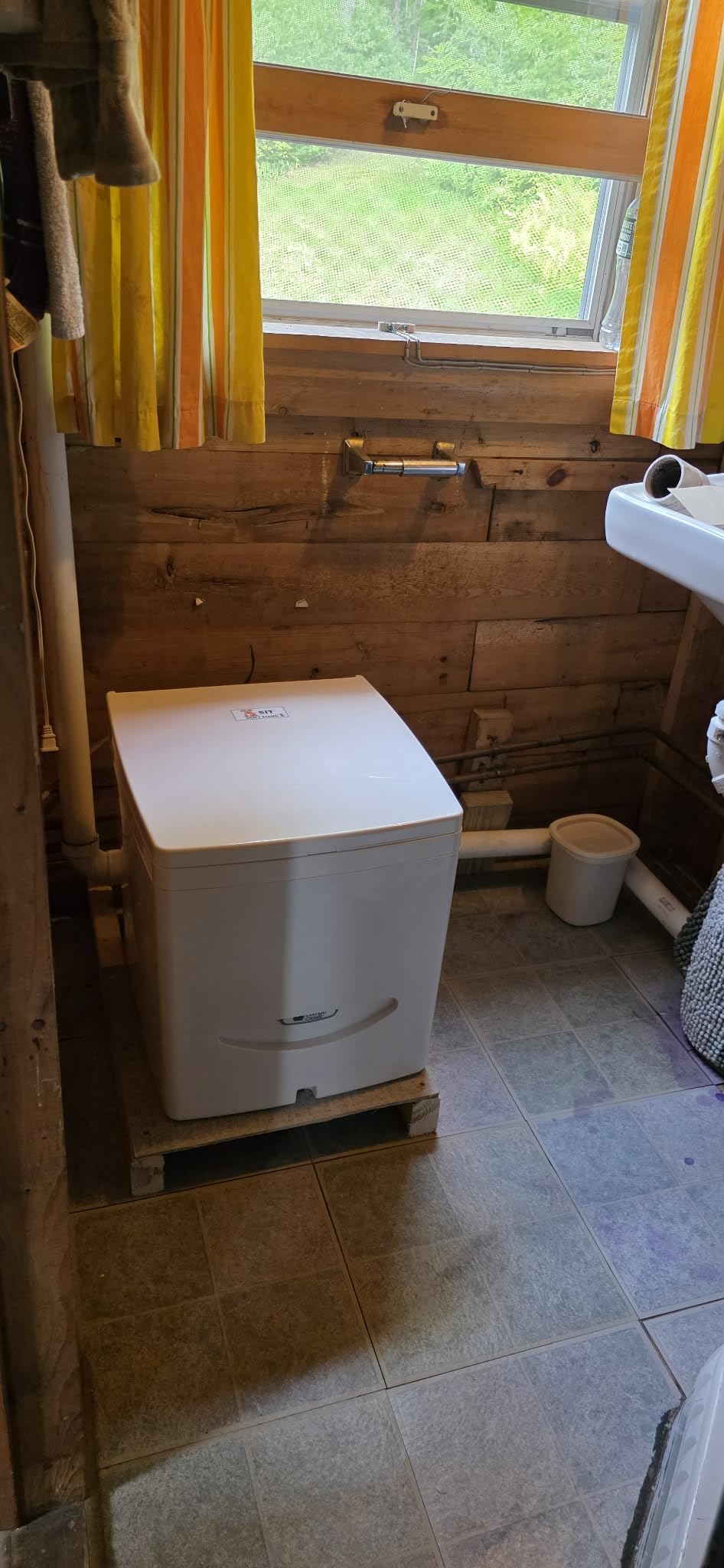 Cuddy Lite Portable Compost Toilet - for Camping, RVs, Campervans, Boats & Tiny Houses customer photo 1