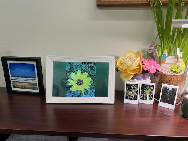 Digital Picture Frame, Frameo 15.6'' Digital Photo Frame WiFi Large Display | 1920*1080 IPS FHD Touch Screen, Wall-Mountable, Electronic Photo Frame Slideshow customer photo 2