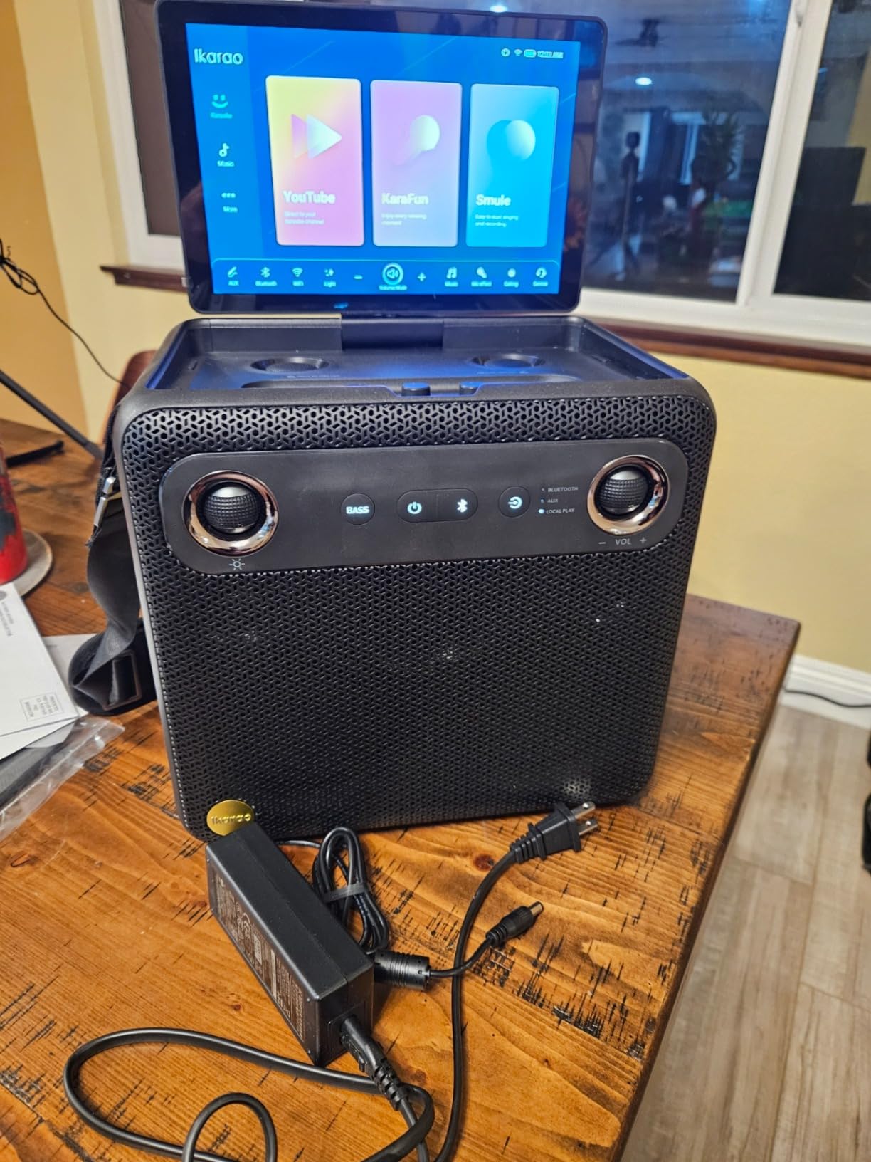 Ikarao Smart Karaoke Machine for Adults - with Lyrics Display, 32GB Karaoke Tablet, 2 Wireless Mics, Professional Karaoke System, 300W Peak Power, 4 DJ Lights, Karaoke Speaker for Any Occasion customer photo 1