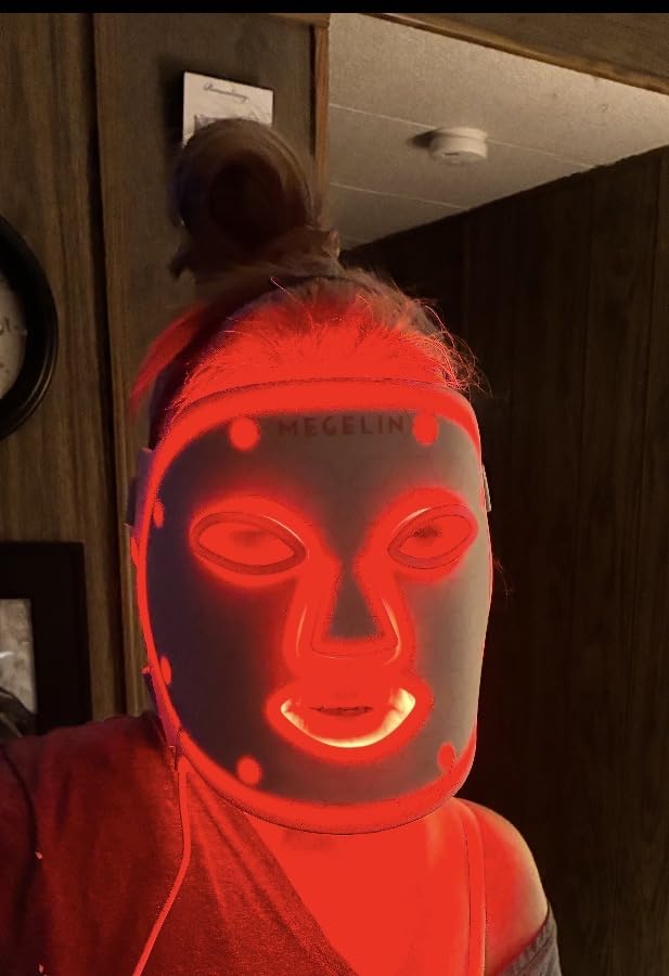MEGELIN 7 Colors Led Light Therapy Facial Mask, Face Light Therapy Mask for Face, Reduce Wrinkles Smooth Skin, Infrared Light Skin Rejuvenation(White) customer photo 2