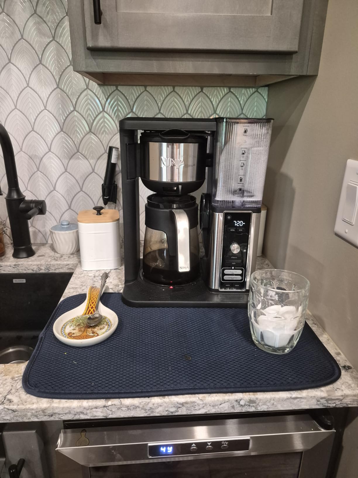 Ninja Hot & Iced XL Coffee Maker with Rapid Cold Brew, Black, CM371 | 4 Brew Styles, 8 Sizes Small Cup to Travel Mug, Single-Serve Coffee Brewer, 12-Cup Carafe, Removable Reservoir customer photo 2
