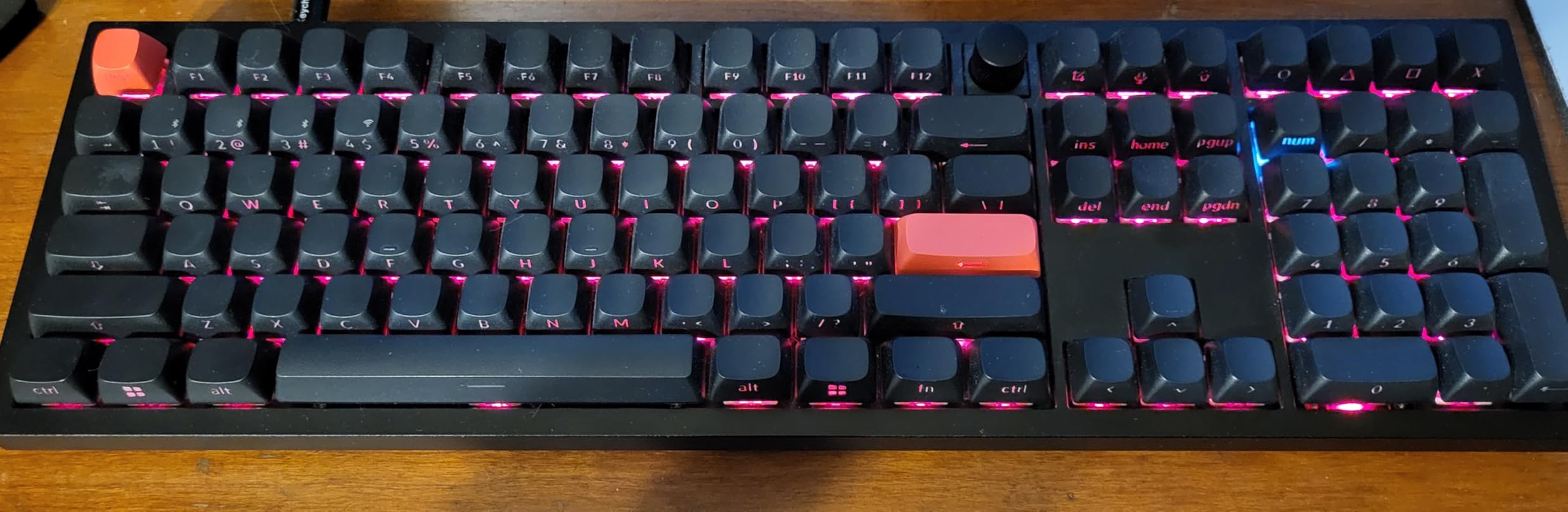 Keychron Q6 Max QMK/LAUNCHER Wireless Bluetooth/2.4 GHz/USB-C Custom Mechanical Keyboard customer photo 2