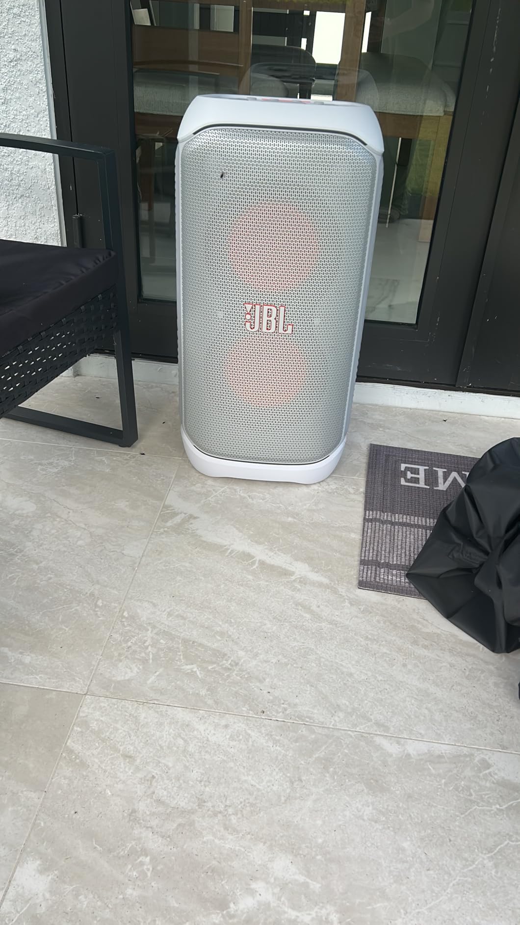 JBL PartyBox Stage 320 - Portable Party Speaker with Telescopic Handle & Wide, Sturdy Wheels, Powerful JBL Pro Sound, Futuristic lightshow, Up to 18 Hours of Play time, Splash Proof (Black) customer photo 2