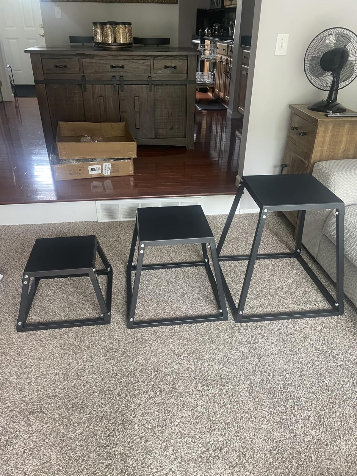VEVOR Plyometric Jump Box, 18 Inch Steel Plyometric Platform and Jumping Agility Box, Anti-Slip Step Up Box customer photo 1