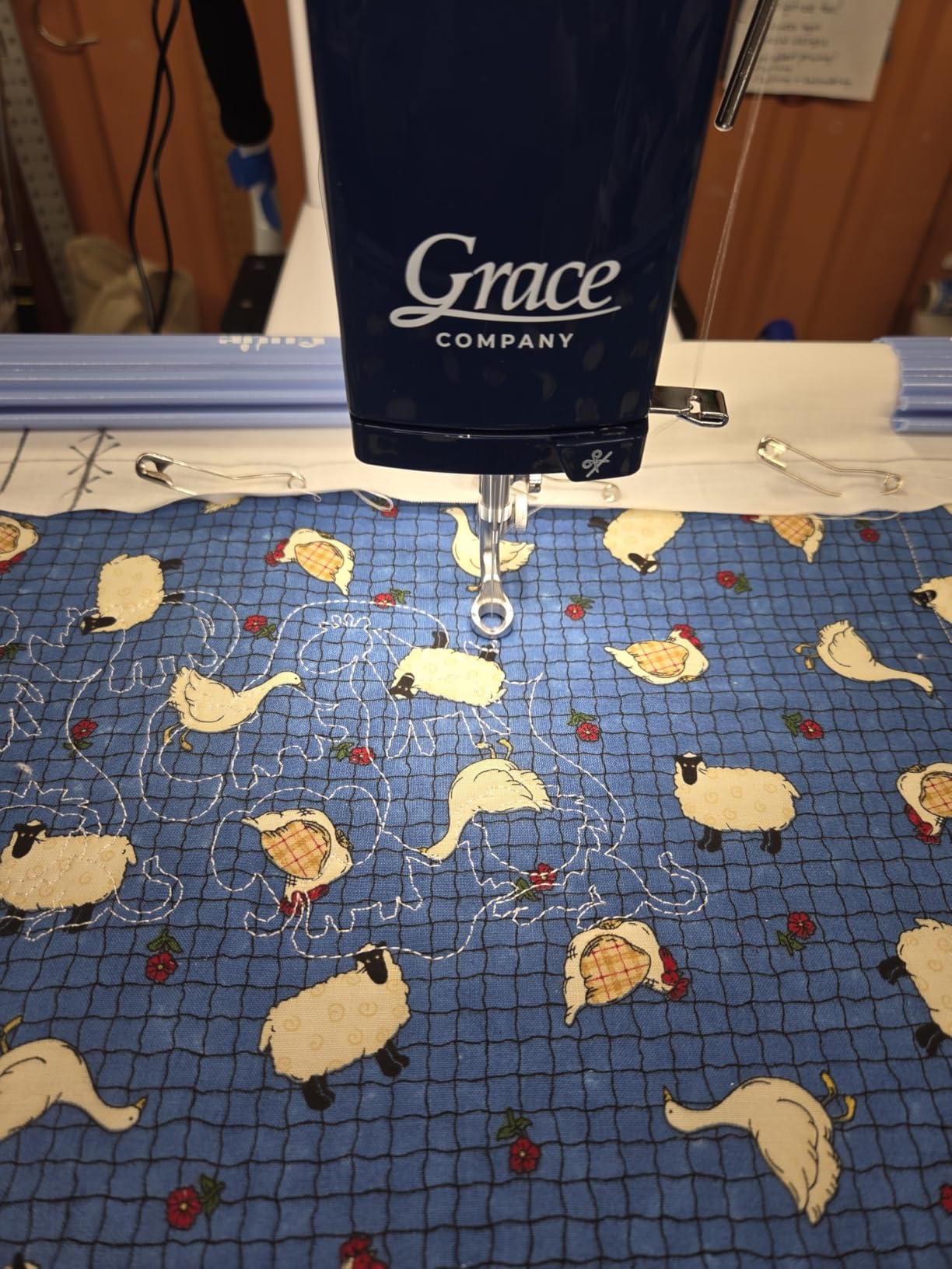 Little Rebel Sewing and Quilting Machine with Built-in Stitch Regulation customer photo 2