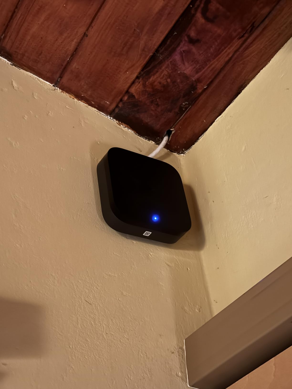 Aqara Smart Home Hub M3 for Advanced Automation, Matter Controller, IR | Thread Border Router, Features Zigbee, Bluetooth, Wi-Fi, PoE, IR, Supports Apple HomeKit, Alexa, SmartThings, Home Assistant, IFTTT customer photo 2