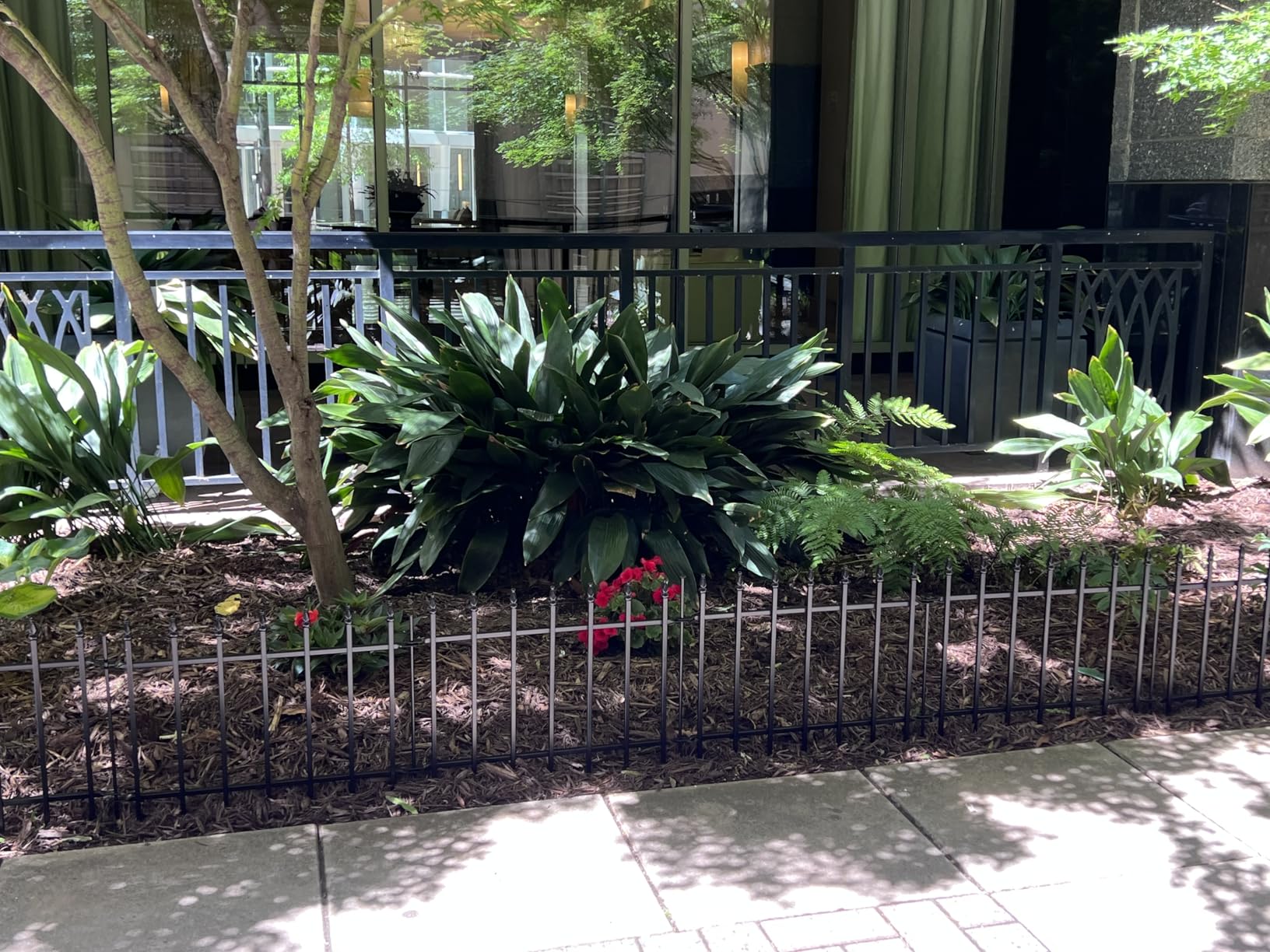 Decorative Metal Garden Fence with Gate 36