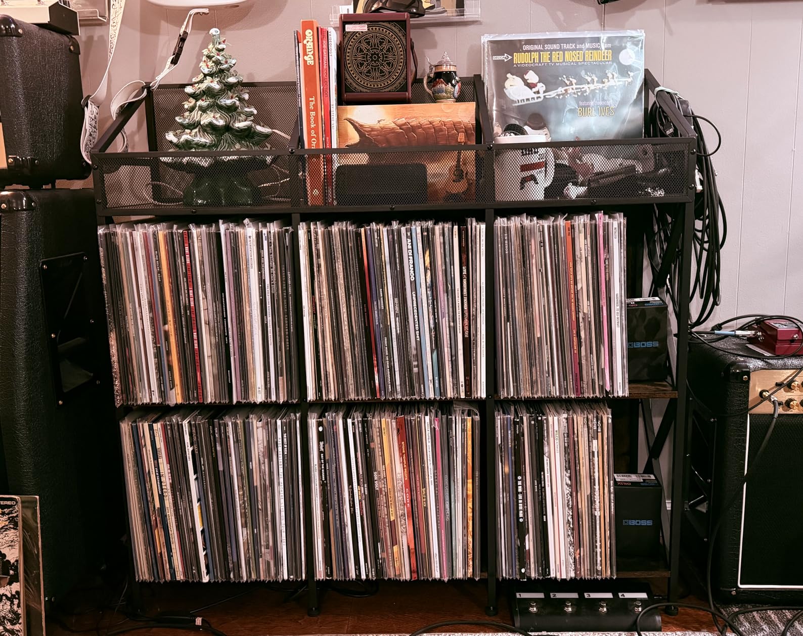 EYOCAL 9 Grids Vinyl Record Storage Holder Rack Wooden Record Display Table for Magazines Files Albums Books for Living Room Bedroom Patent Pending customer photo 2