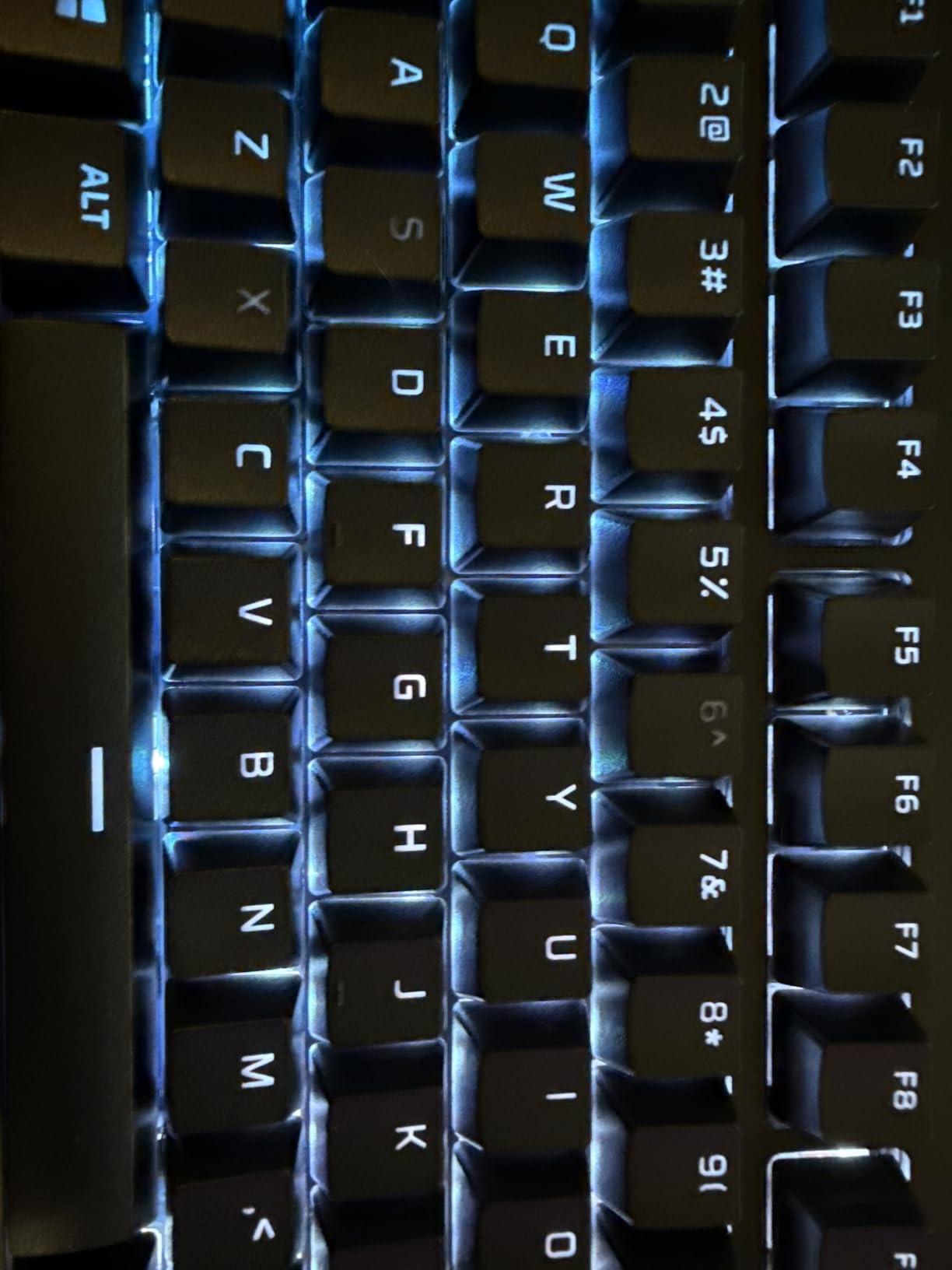 HyperX Alloy Rise 75 - Hot-Swappable 75% Mechanical Gaming Keyboard, PC, Ambient Light Sensor, Gasket Mounted, HyperX Linear Switches customer photo 1