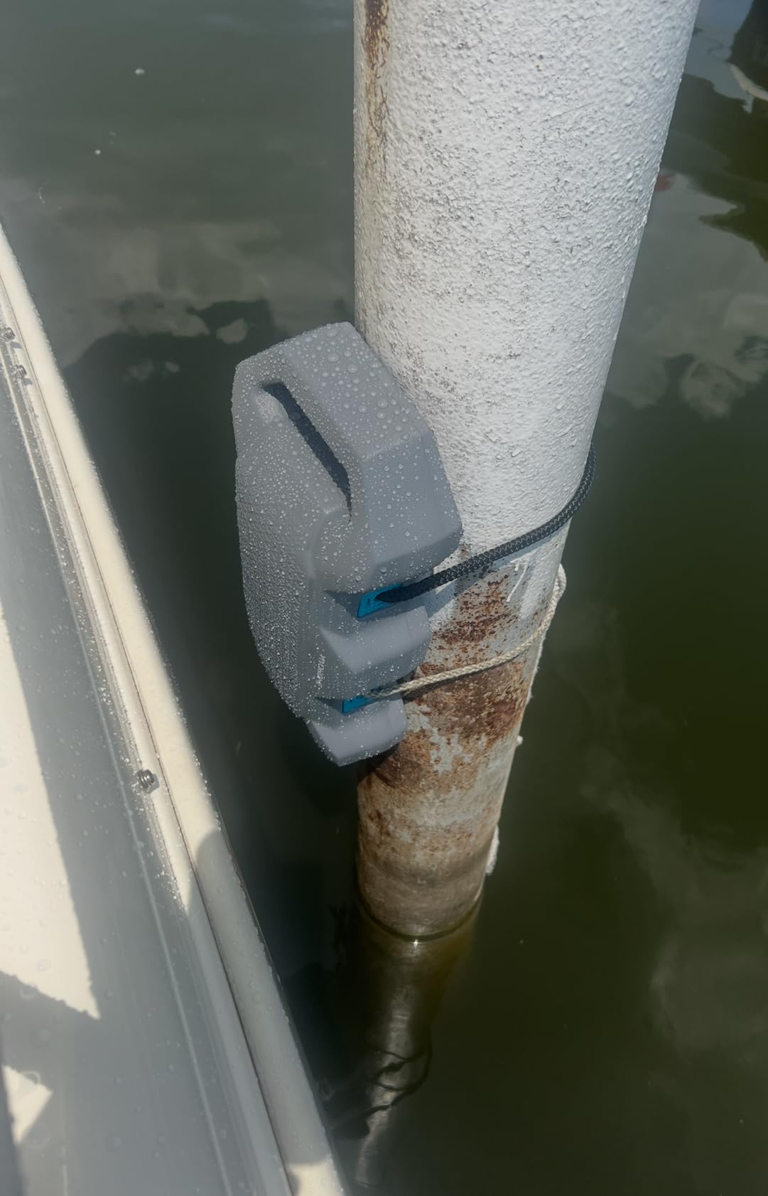 VIVOHOME EVA Boat Fenders for Docking, Boat Bumpers with Nylon Rope, and Fixed Lock Fit for Yachts, Sailing Dinghies, Bass Boats customer photo 1