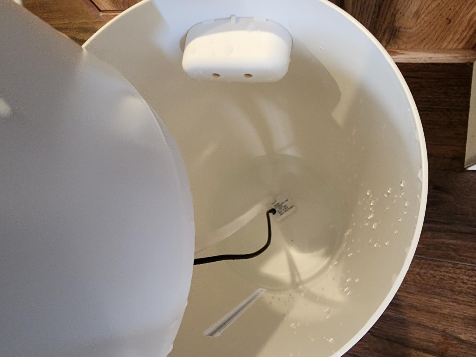 Large Humidifiers for Bedroom, 9L/2.5Gal Ultrasonic Cool Mist, Easy Clean with 350ML/H Mist Speed, Quiet Tower, Suitable for Kids Room Plant Yoga Office Study Room customer photo 2