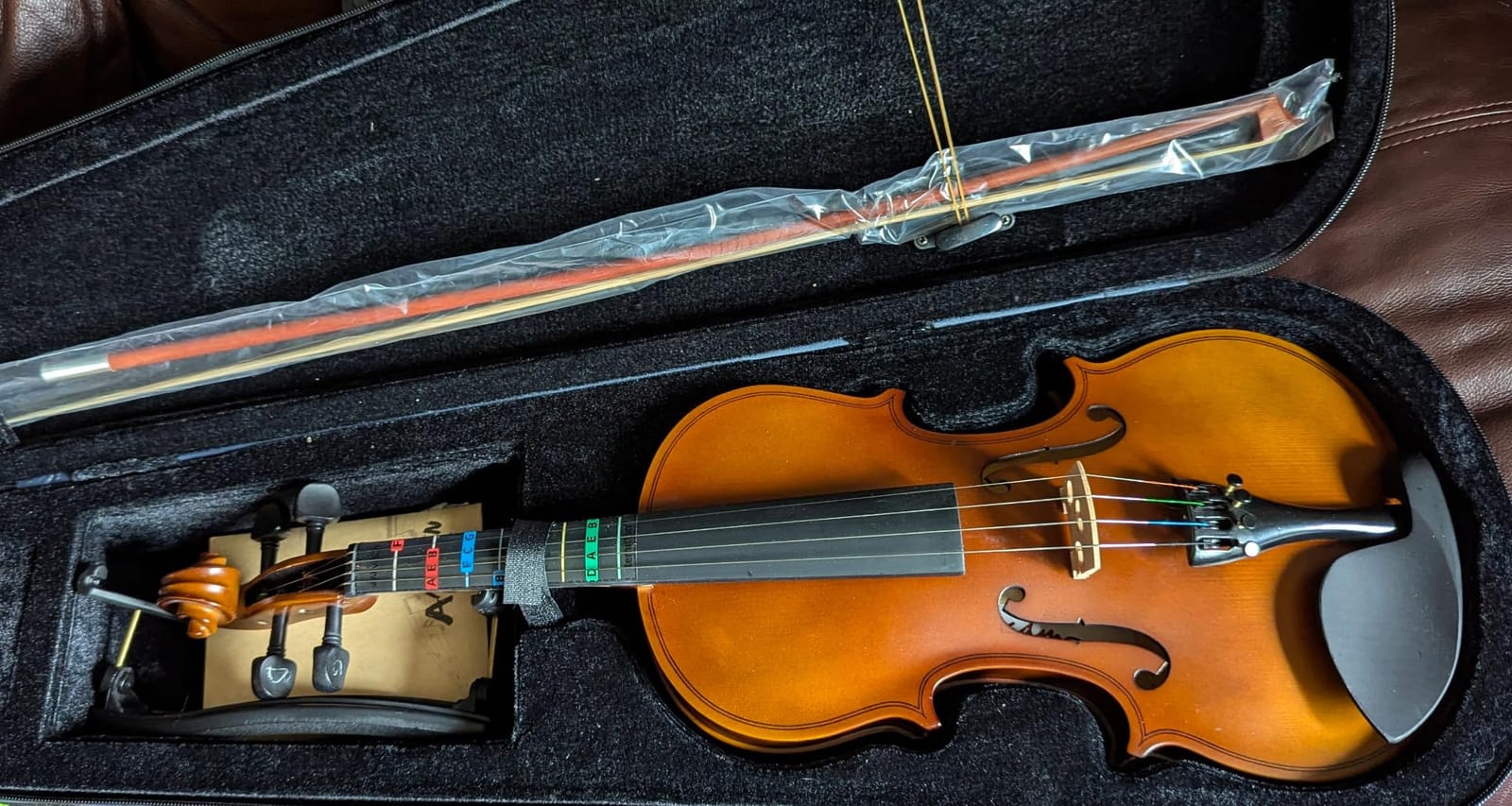 ADM 3/4 Size Wood Violin Set for Kids Teens Students Adults Beginner Acoustic Violin Matte Fiddle Starter Kit with Hard Case, Rosin, Shoulder Rest, Bow, Clip-on Tuner and Fingerboard Sticker customer photo 2