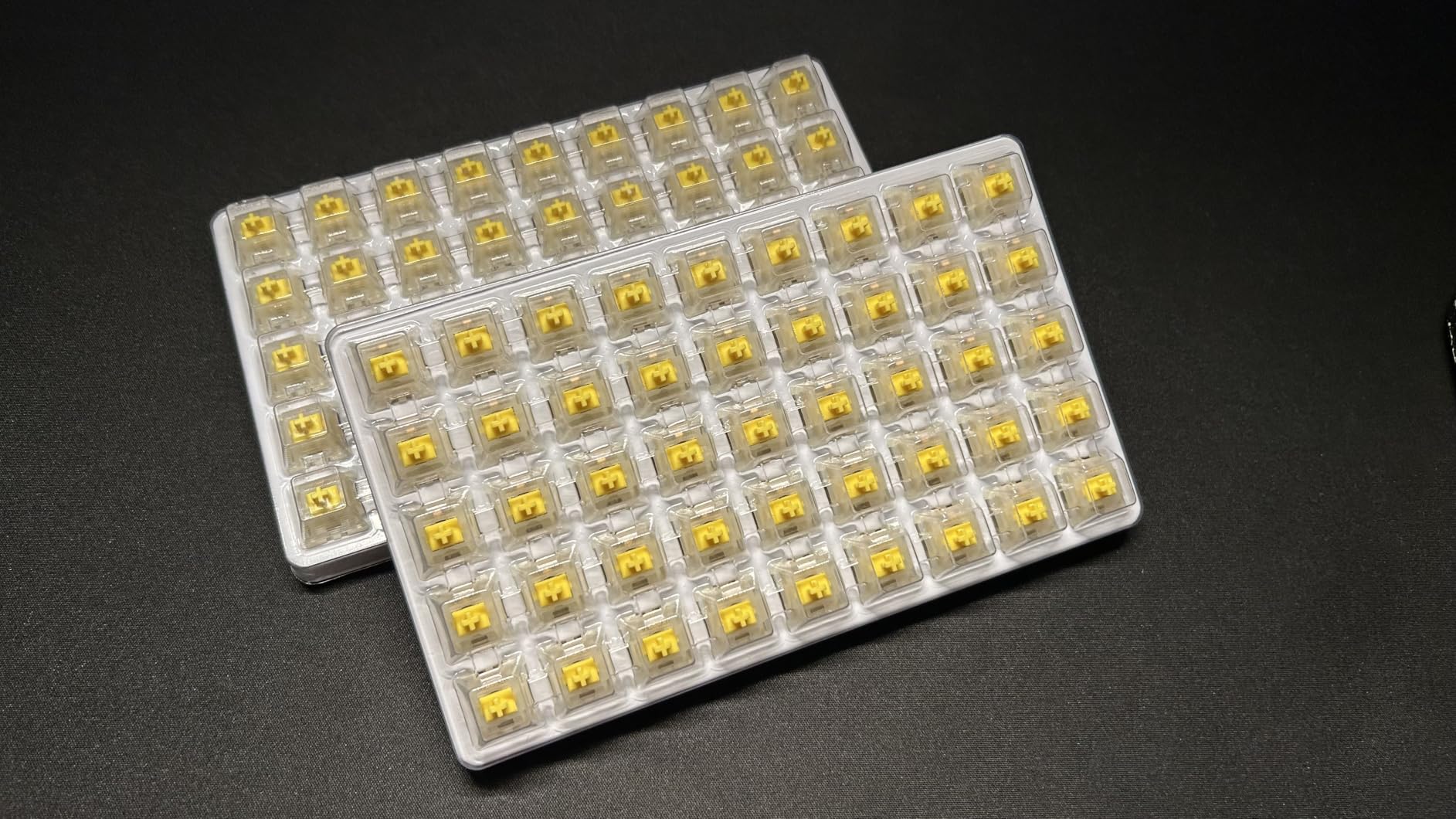 Gateron Milky Yellow Pro V2 Linear Switches,90PCS | Pre-lubed,5-Pin,50gf,For All MX Mechanical Keyboard Game Keyboard customer photo 2