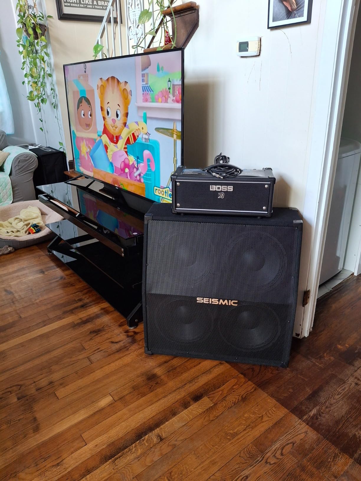 BOSS Katana Head Gen 3 Guitar Amplifier | Compact 100-Watt Amp Head | Evolved Tube Logic Sound | 12 Amp Characters | Onboard BOSS Effects | Advanced Connectivity | Built-in 5-Inch Practice Speaker customer photo 2