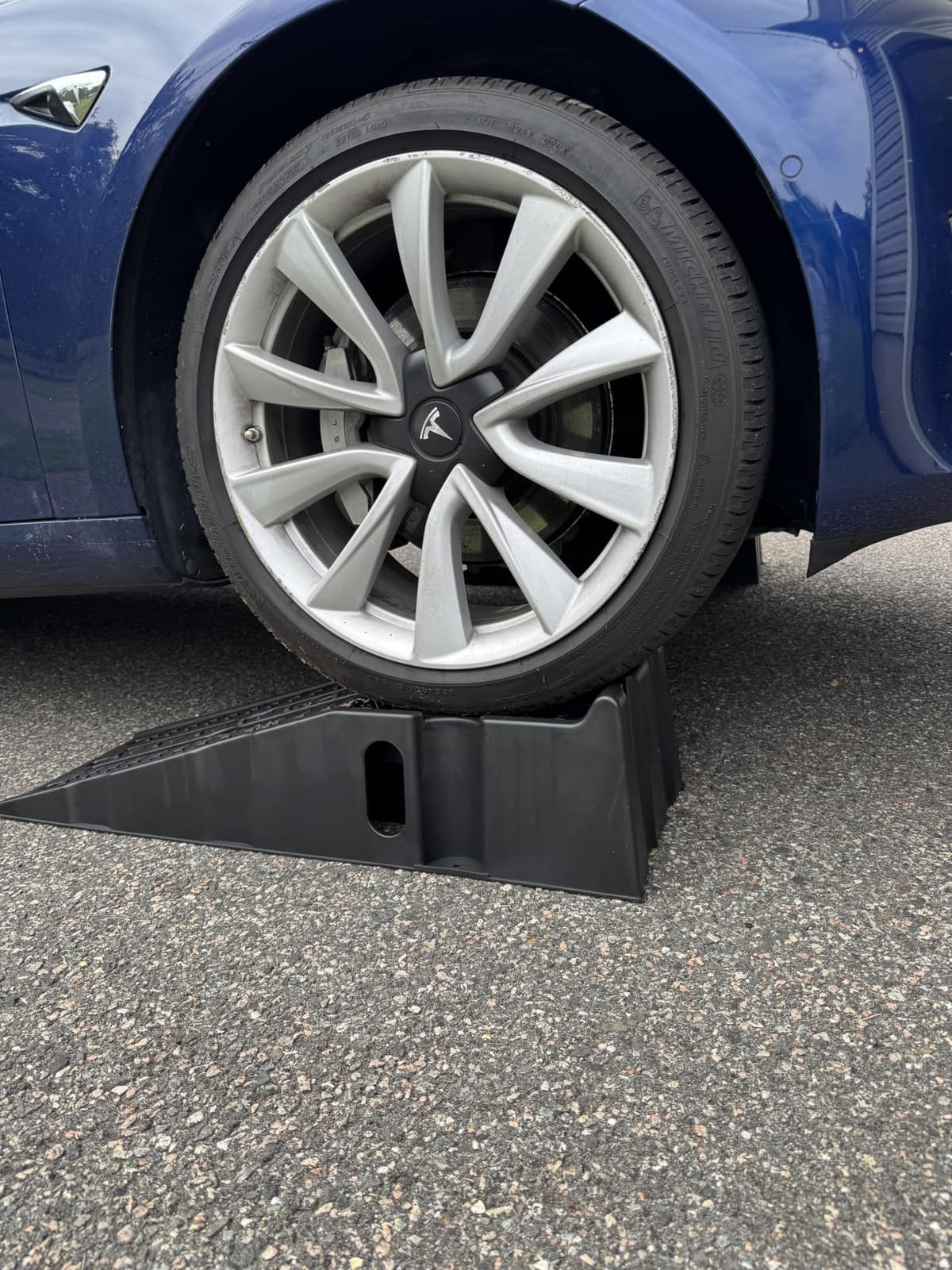 MaxxHaul 50947 Lift Stackable Vehicle Car Ramp 6500 LBS Capacity Per Pair 3250 LBS Per Ramp 2 Pack customer photo 1