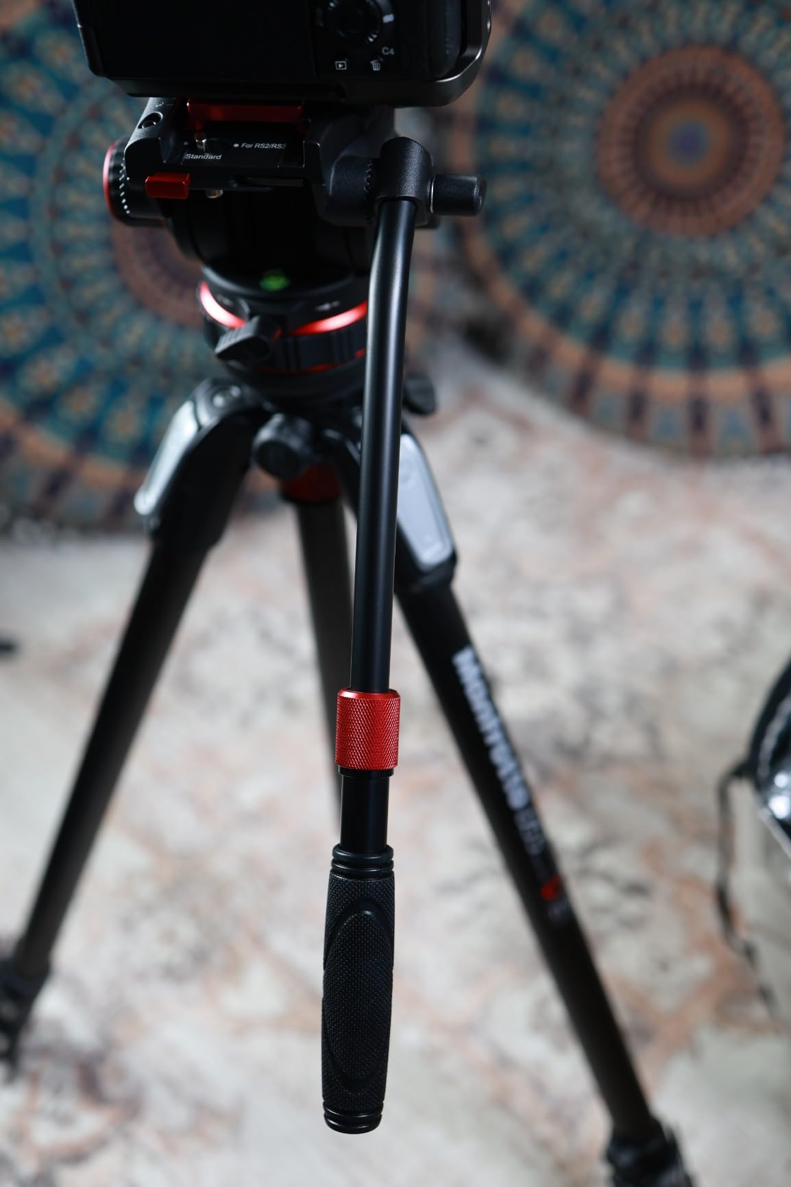 NEEWER Heavy Duty Video Tripod Fluid Head with Stepless Adjustable Pan/Tilt Damping, Quick Release Plate, Compatible with DJI RS Gimbals, Adjustable Handle, 75mm Base, Max Load 22lb, GM006 customer photo 1